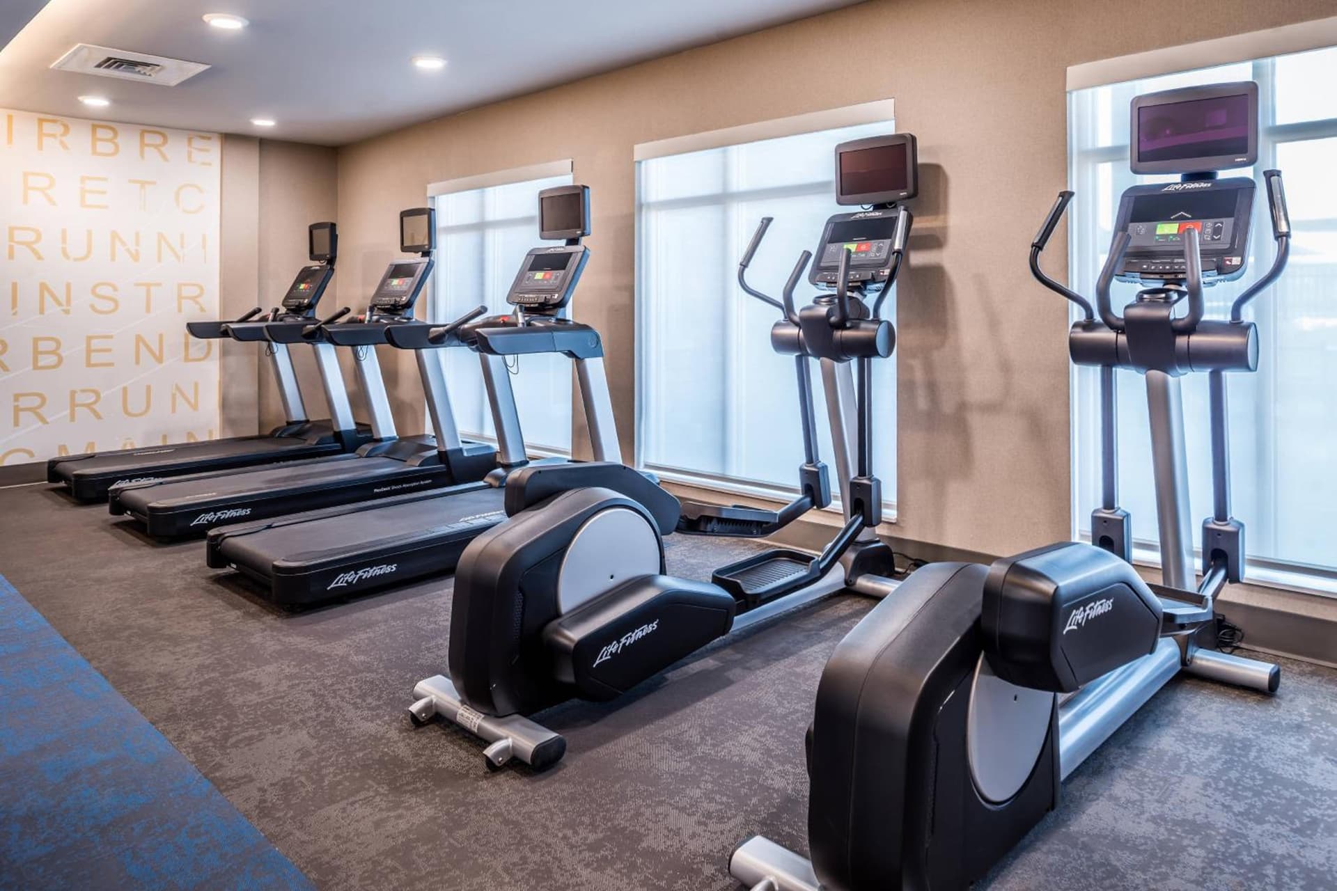 Residence Inn by Marriott Charlotte Steele Creek gallery photo in Charlotte, NC — image 11