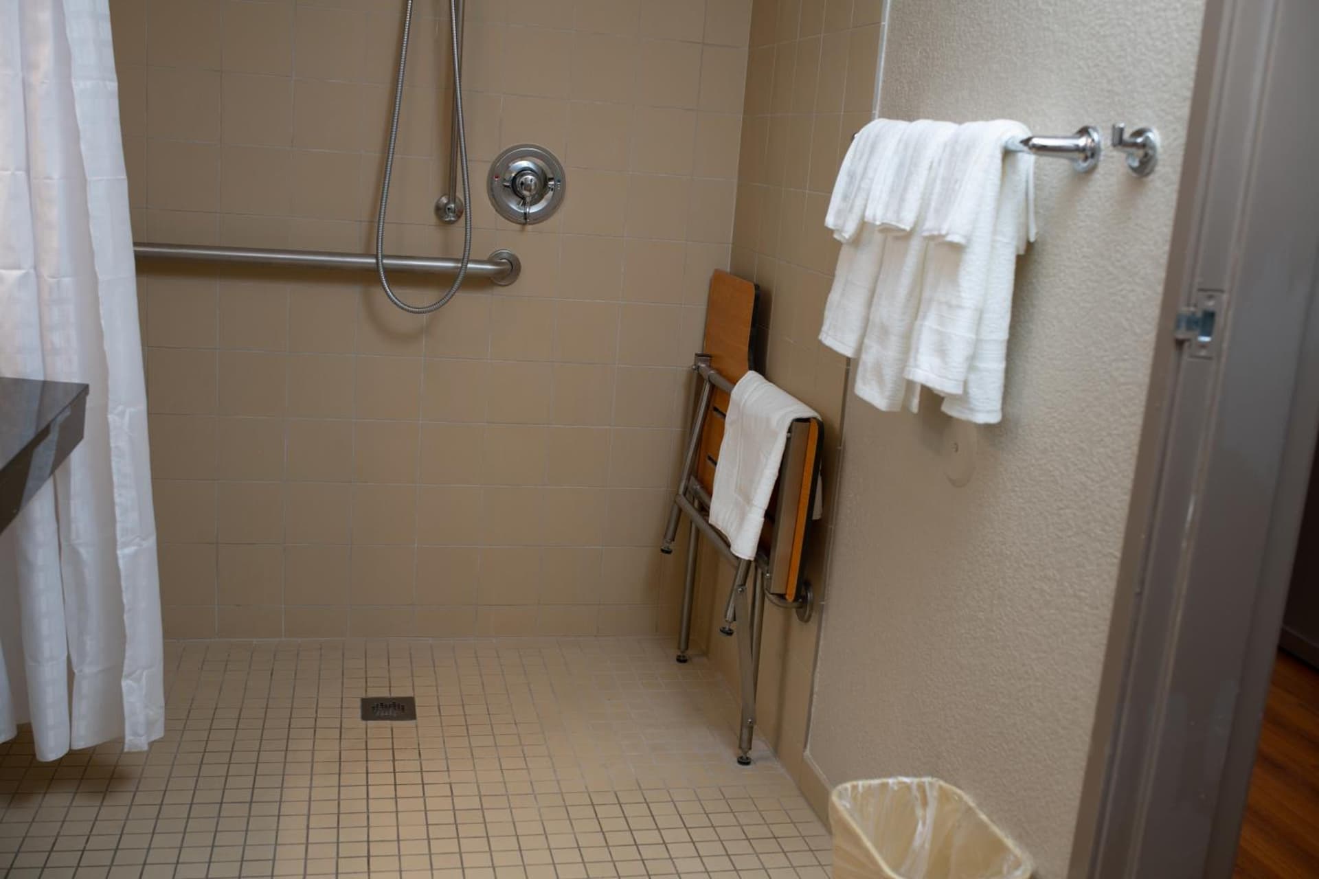 AmericInn by Wyndham Madison WI gallery photo in Madison, WI — image 18