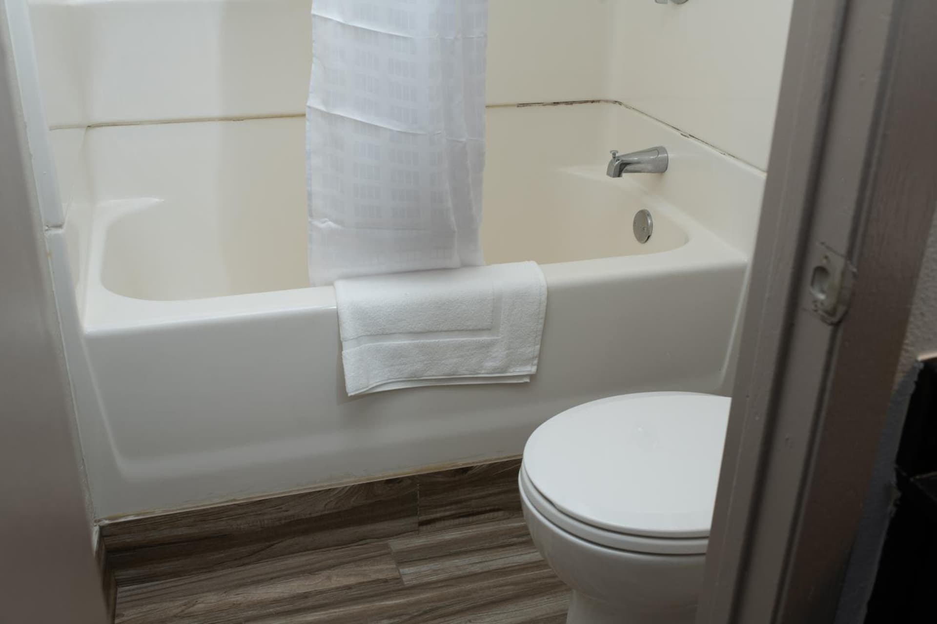 AmericInn by Wyndham Madison WI gallery photo in Madison, WI — image 6