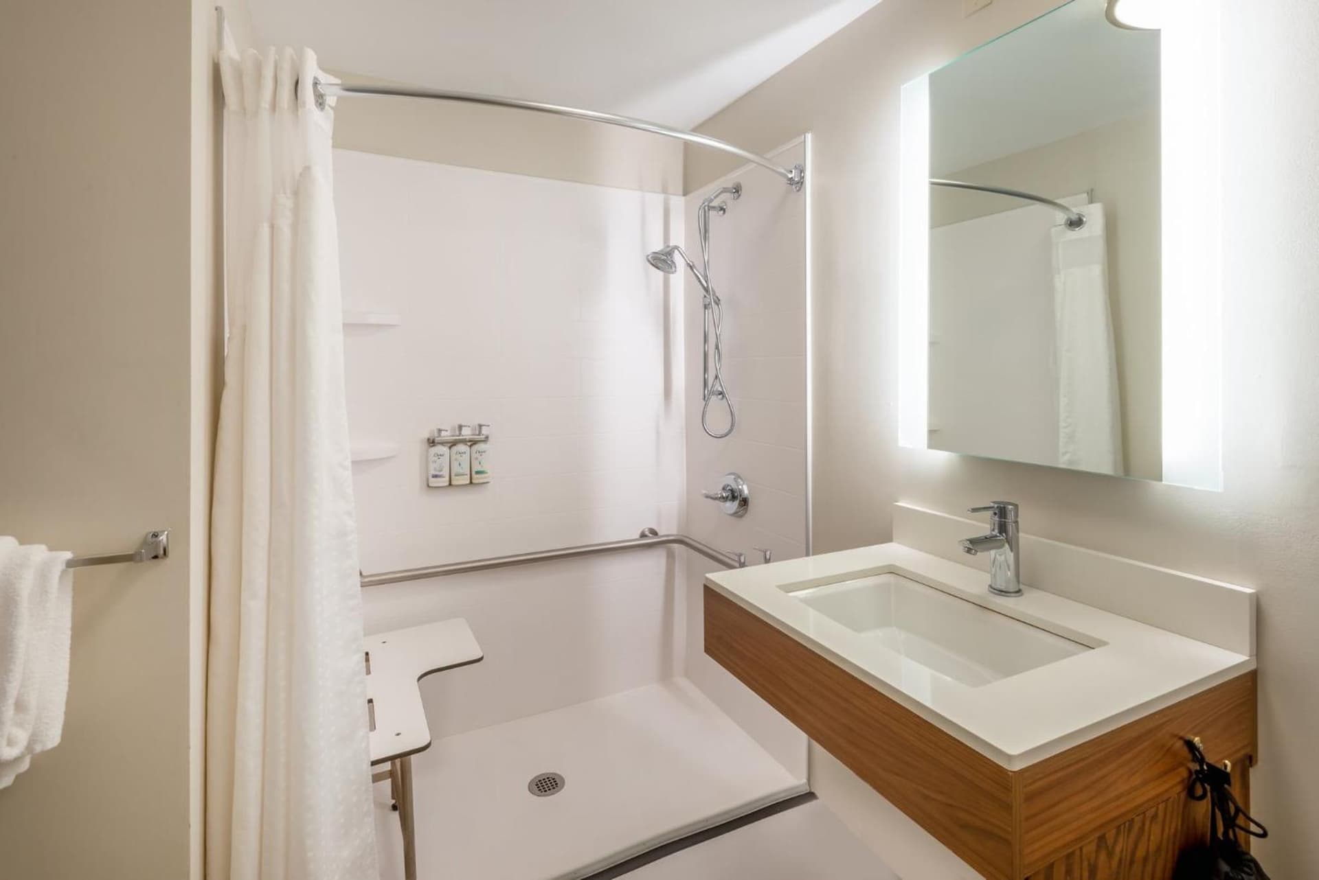 Holiday Inn Express Vermilion by IHG gallery photo in Vermilion, OH — image 5