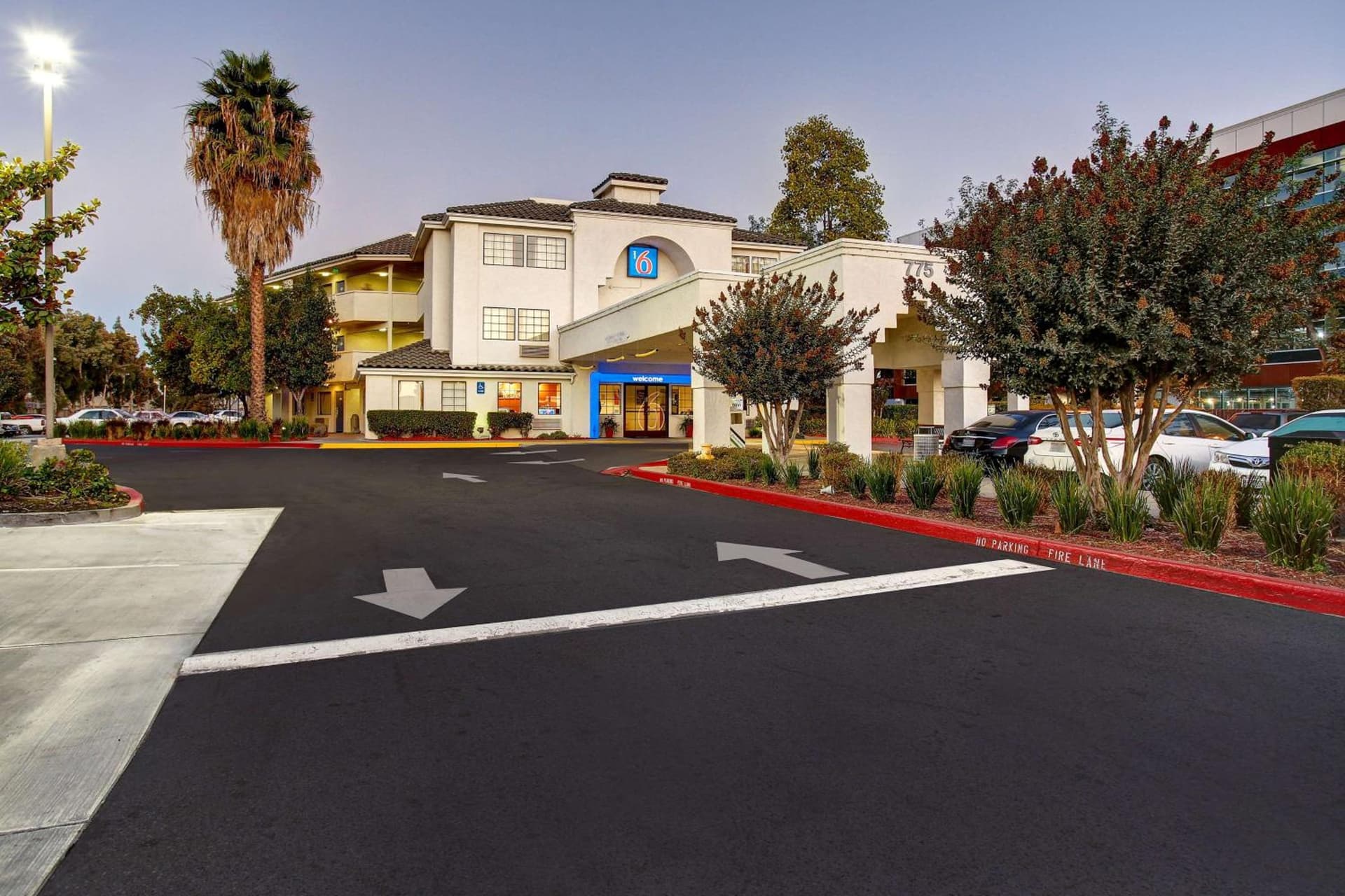 Motel 6-Sunnyvale, CA - North interior in Sunnyvale, CA — gallery photo 2