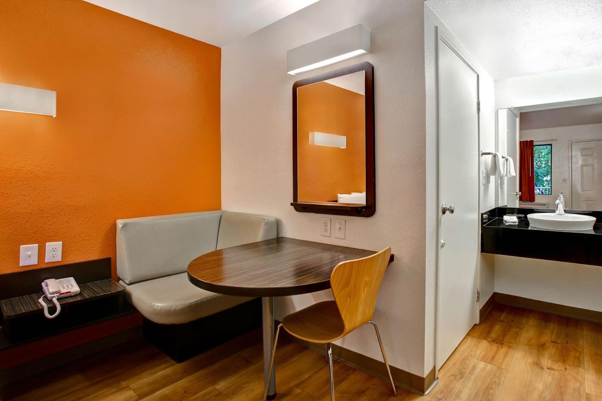Motel 6-Sunnyvale, CA - North gallery photo in Sunnyvale, CA — image 26