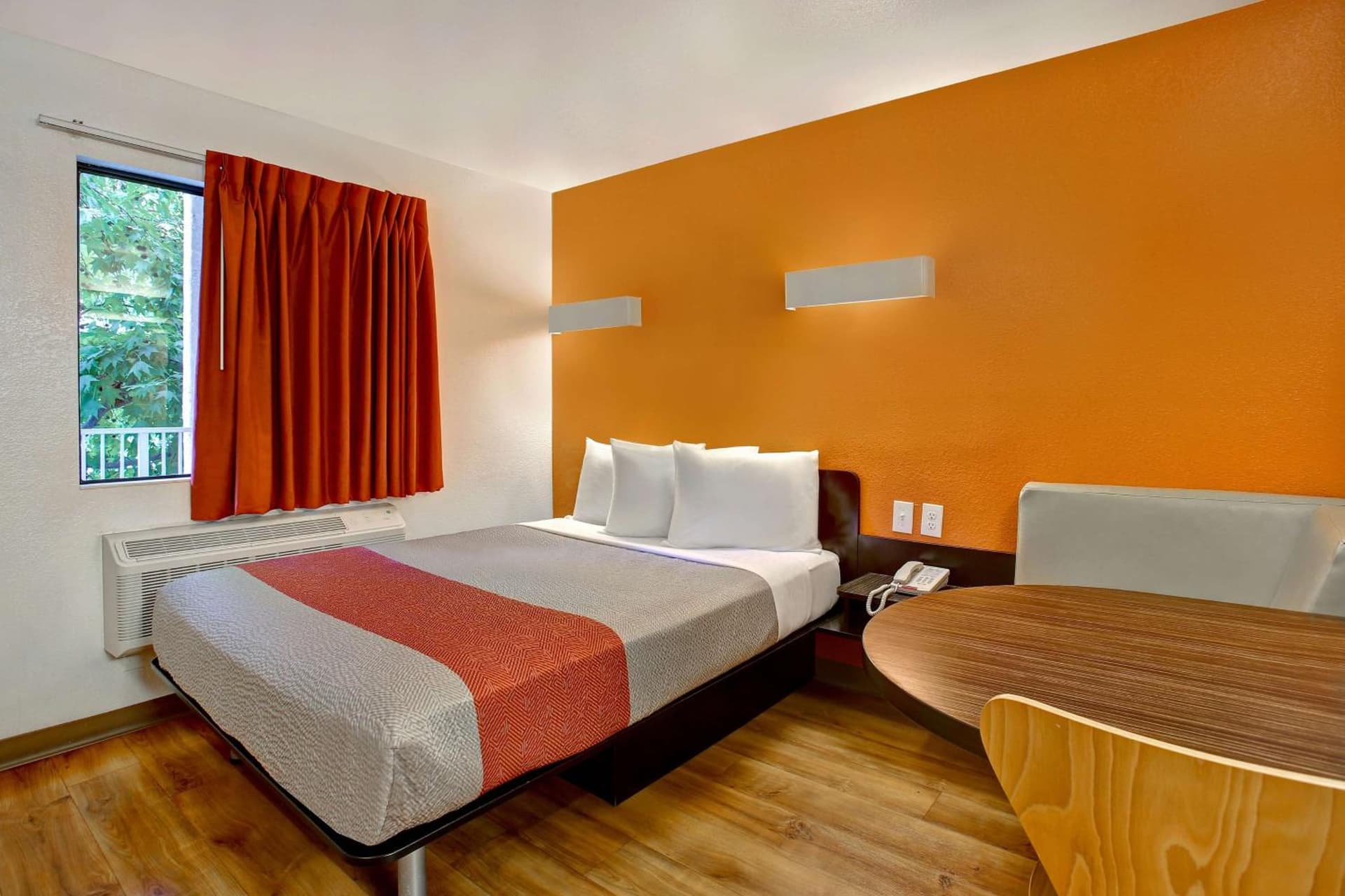 Motel 6-Sunnyvale, CA - North gallery photo in Sunnyvale, CA — image 15