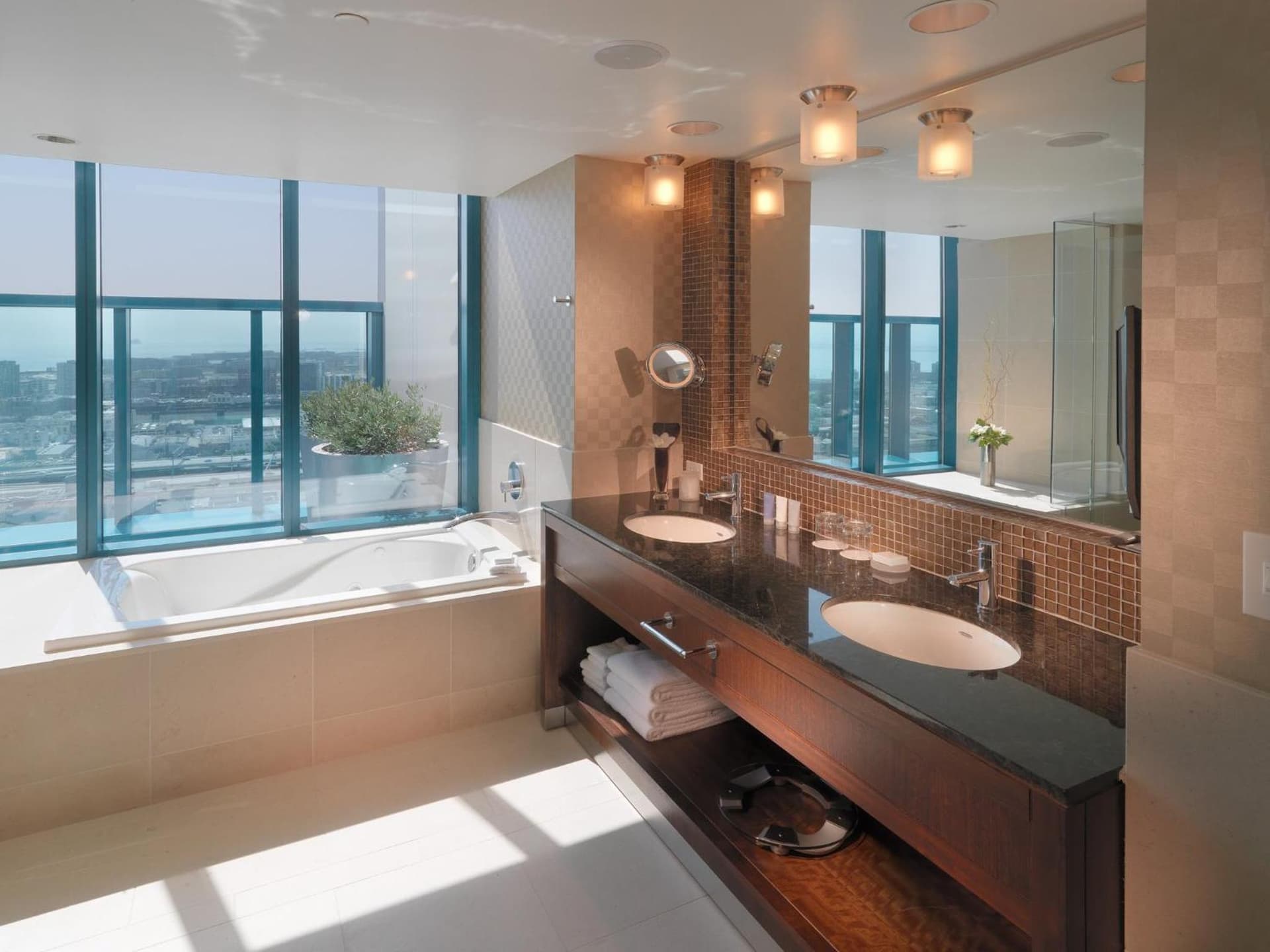 InterContinental San Francisco by IHG gallery photo in San Francisco, CA — image 38