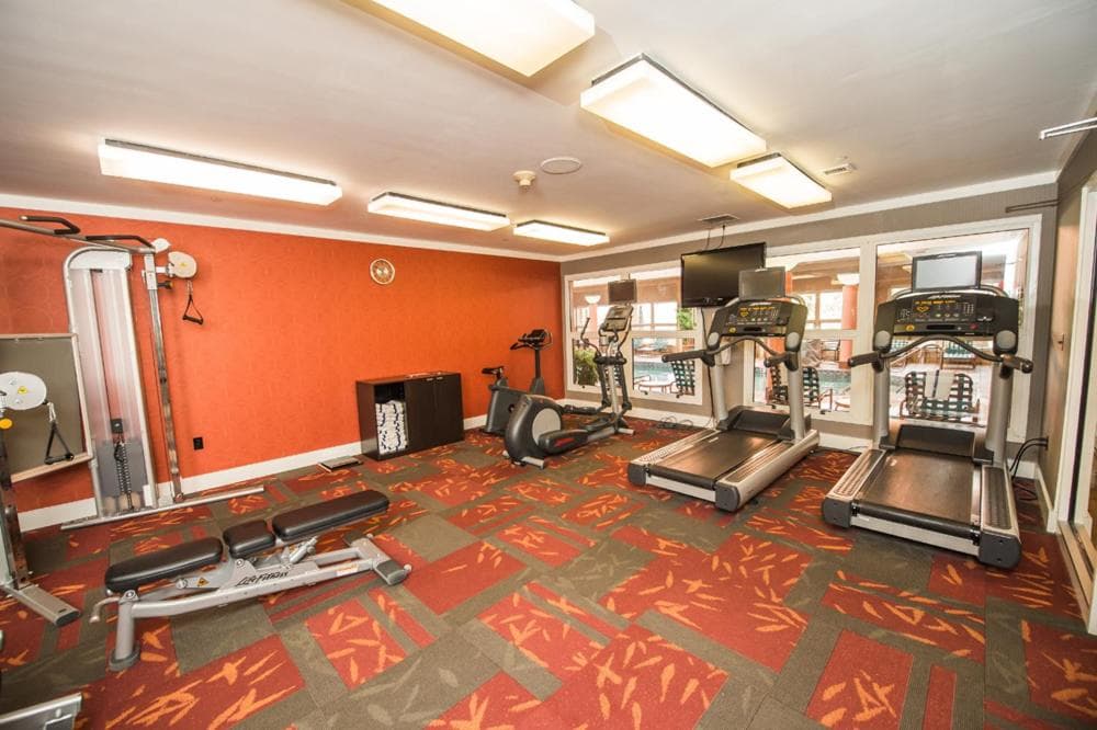 Hawthorn Suites by Wyndham Erie gallery photo in Erie, PA — image 10