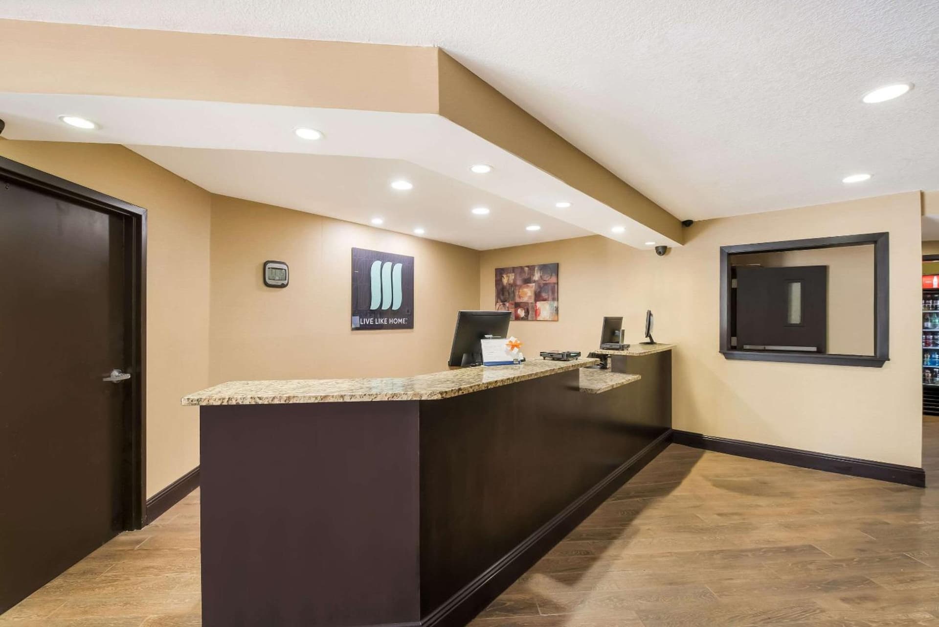 MainStay Suites Chattanooga Hamilton Place property views in Chattanooga, TN — gallery photo 3