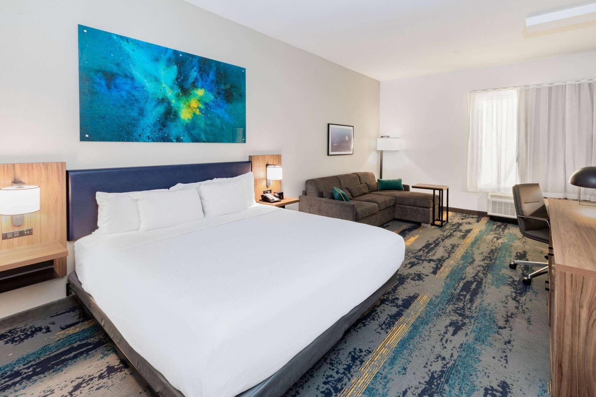 La Quinta Inn & Suites by Wyndham Texas City I 45 Galveston Area gallery photo in Texas City, TX — image 14