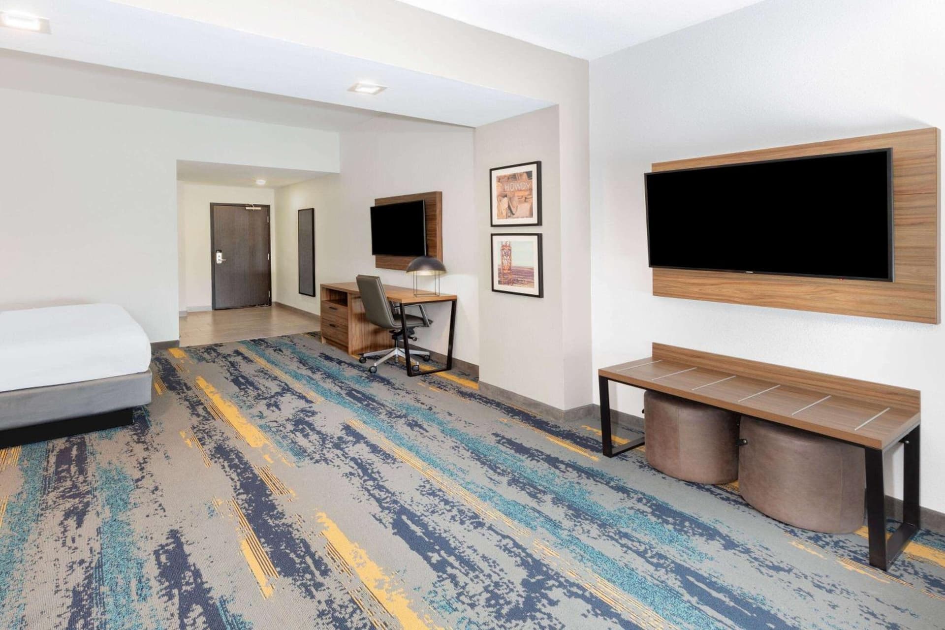La Quinta Inn & Suites by Wyndham Texas City I 45 Galveston Area gallery photo in Texas City, TX — image 31
