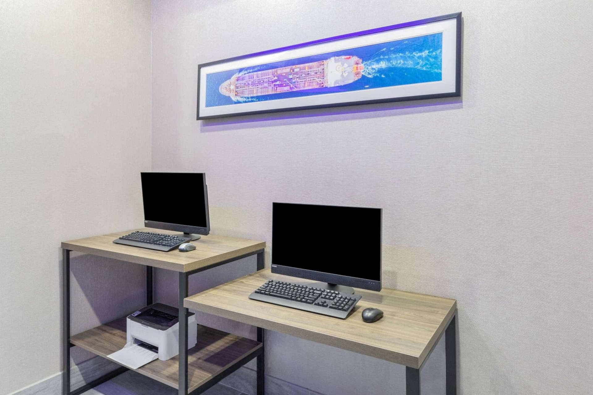 La Quinta Inn & Suites by Wyndham Texas City I 45 Galveston Area gallery photo in Texas City, TX — image 4
