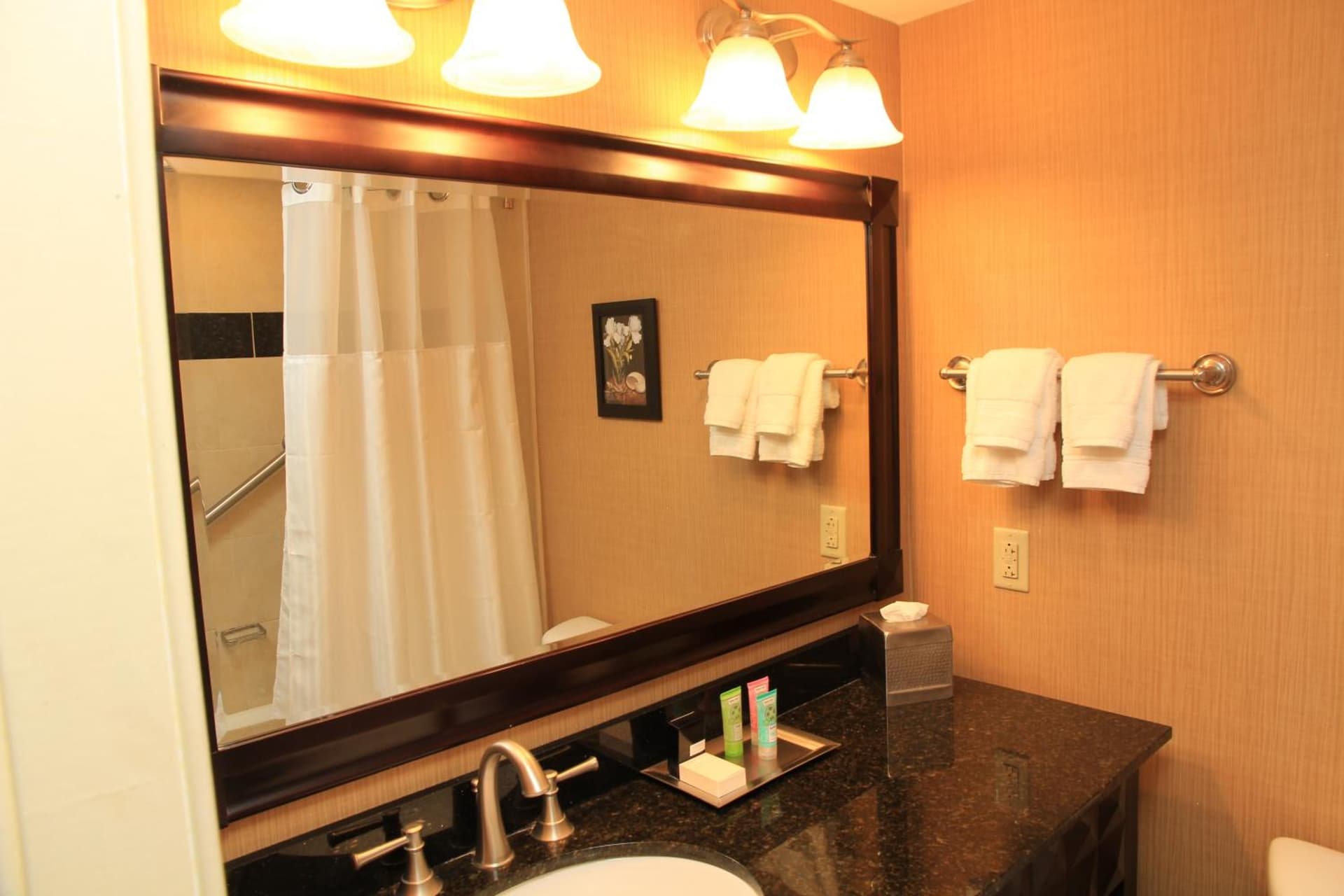 Wyndham Grand Pittsburgh gallery photo in Pittsburgh, PA — image 4