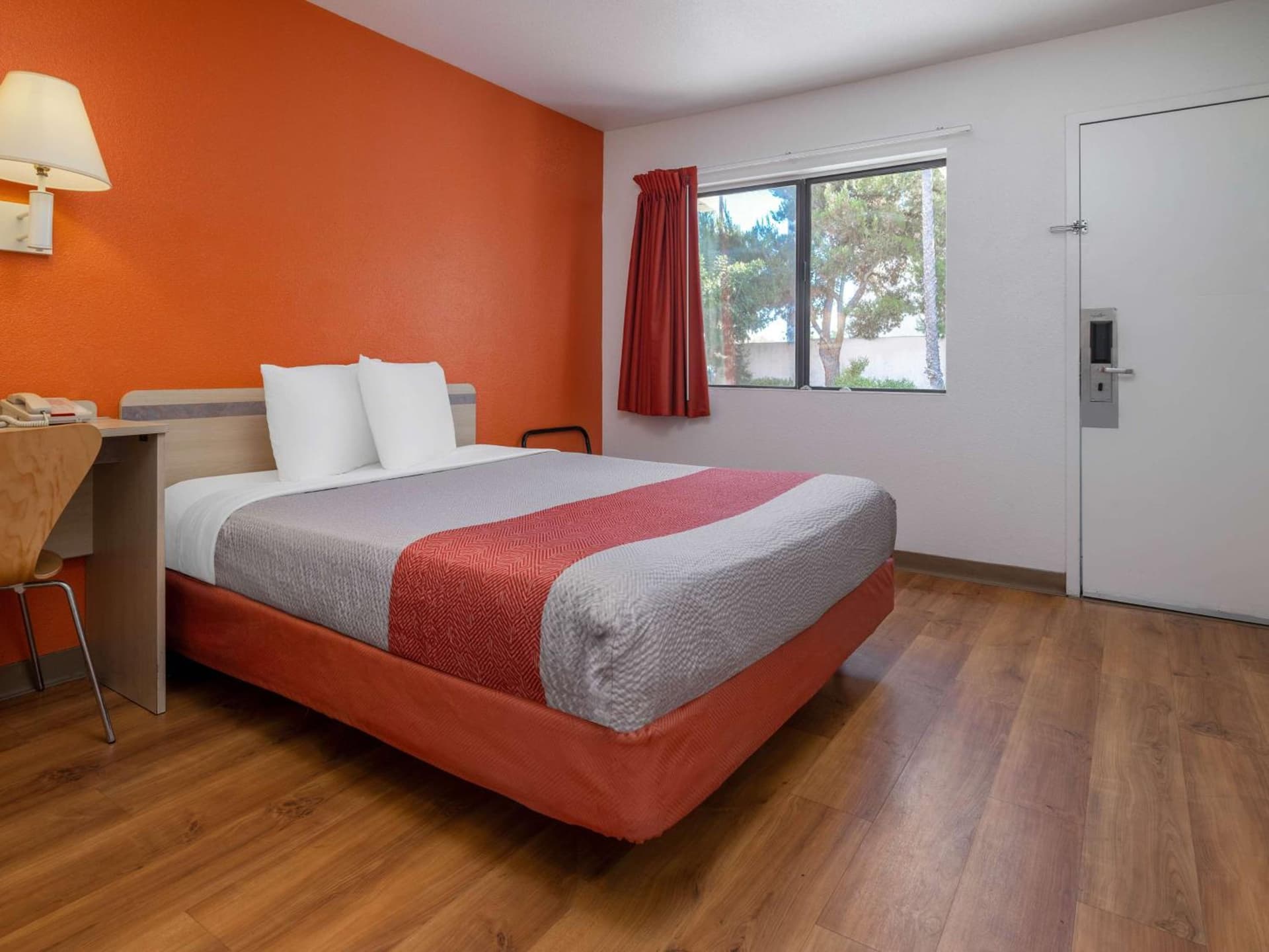 Motel 6-Oceanside, CA gallery photo in Oceanside, CA — image 47