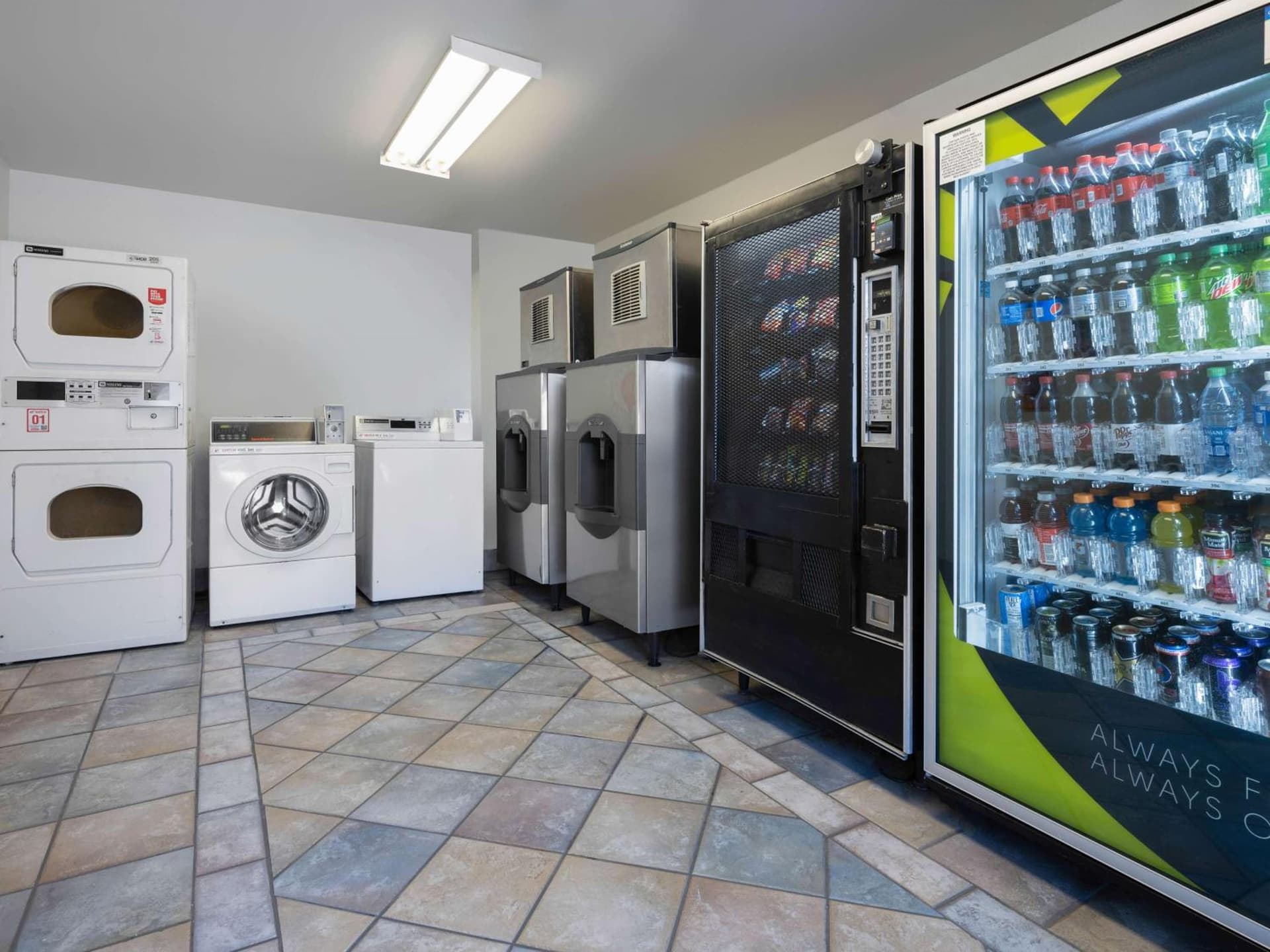Motel 6-Oceanside, CA gallery photo in Oceanside, CA — image 48