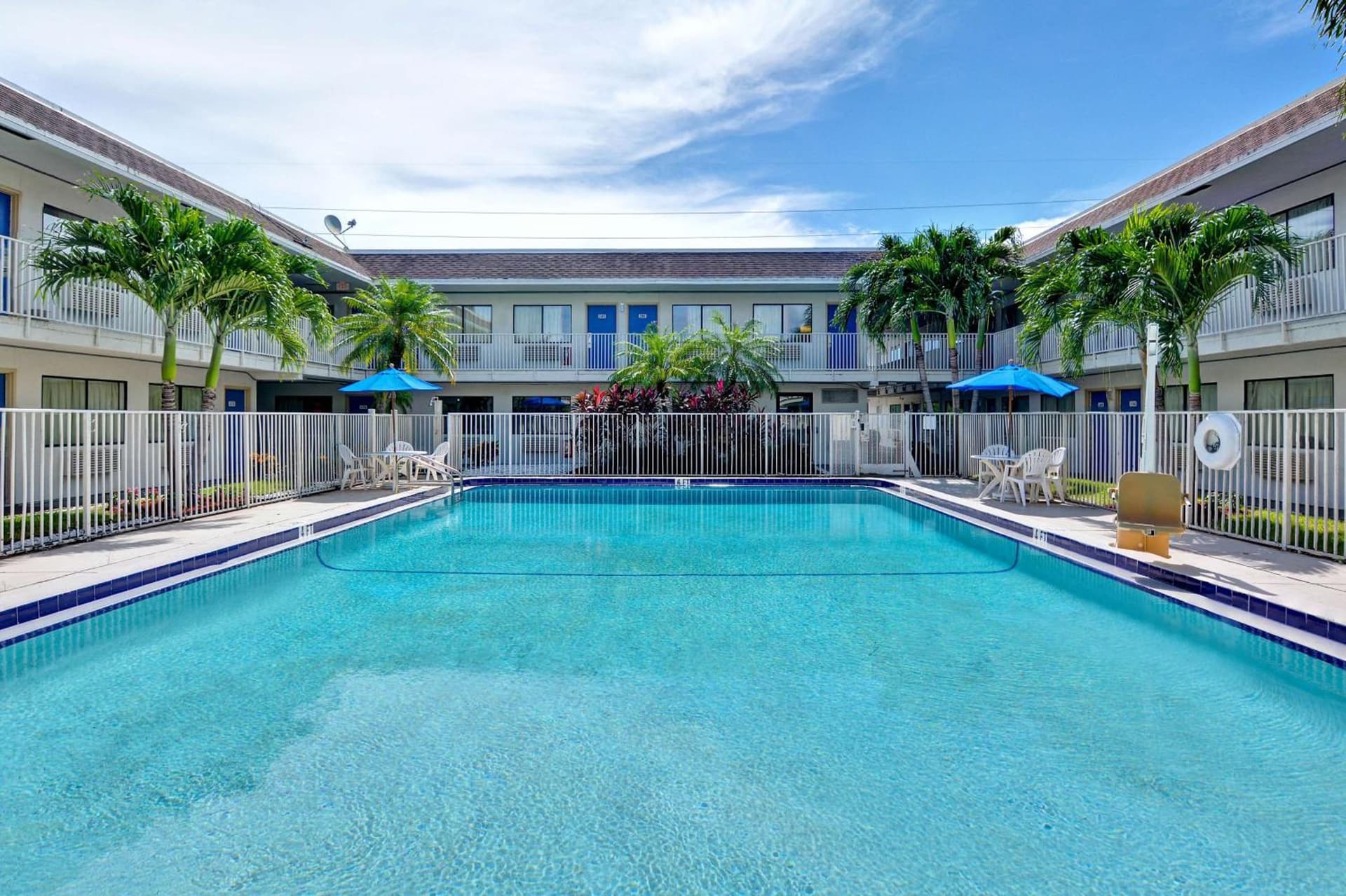 Motel 6 Dania Beach property views in Dania Beach, FL — gallery photo 3