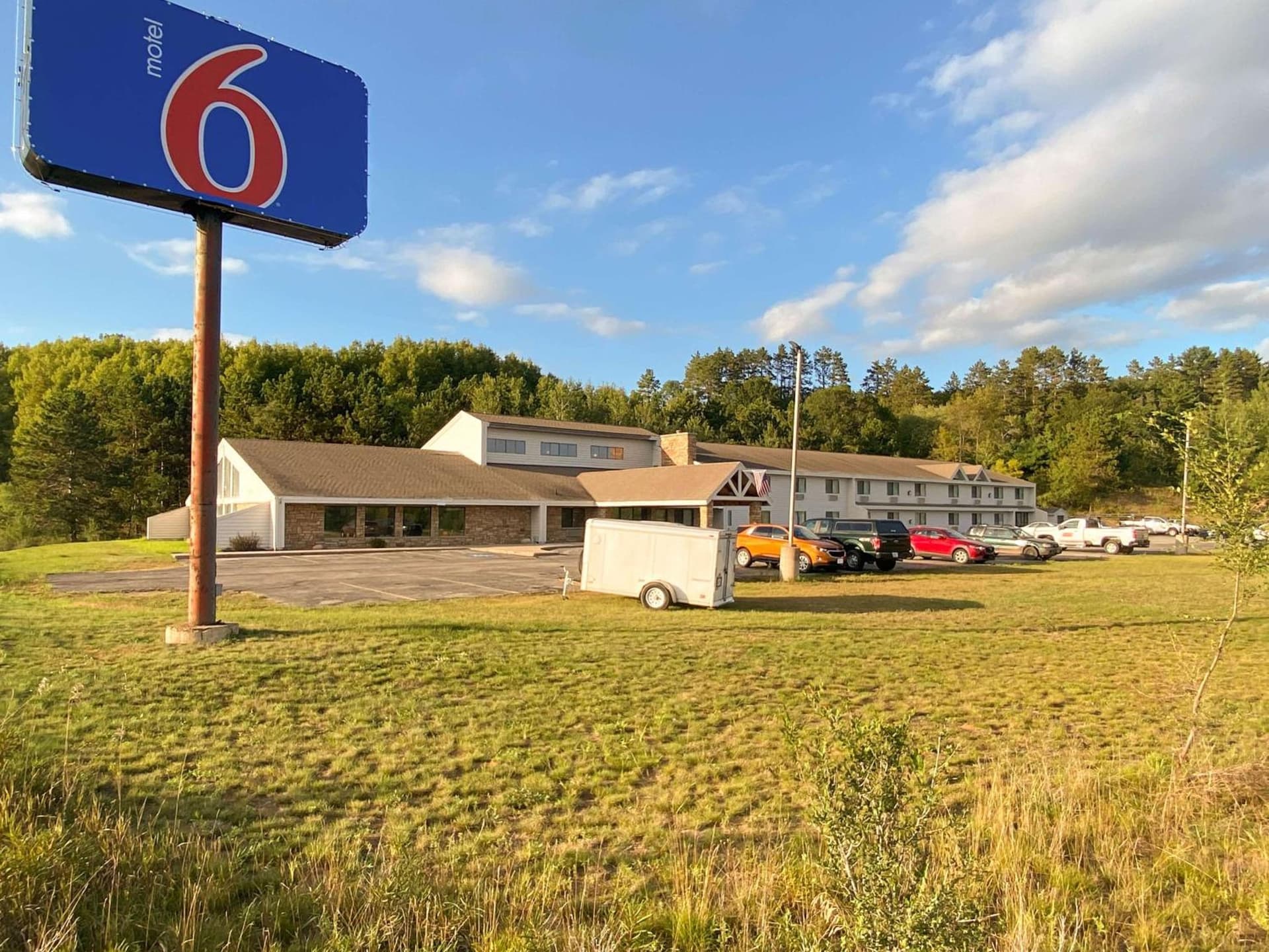 Motel 6 Norway MI featured exterior or lobby in Norway, MI — similar hotel