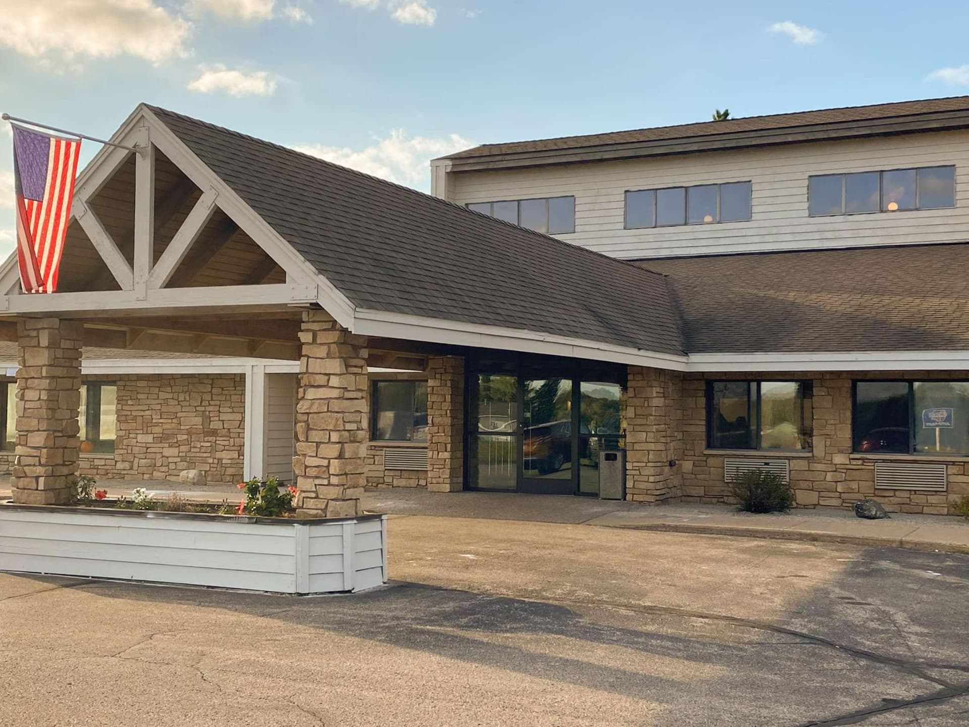 Motel 6 Norway MI property views in Norway, MI — gallery photo 3