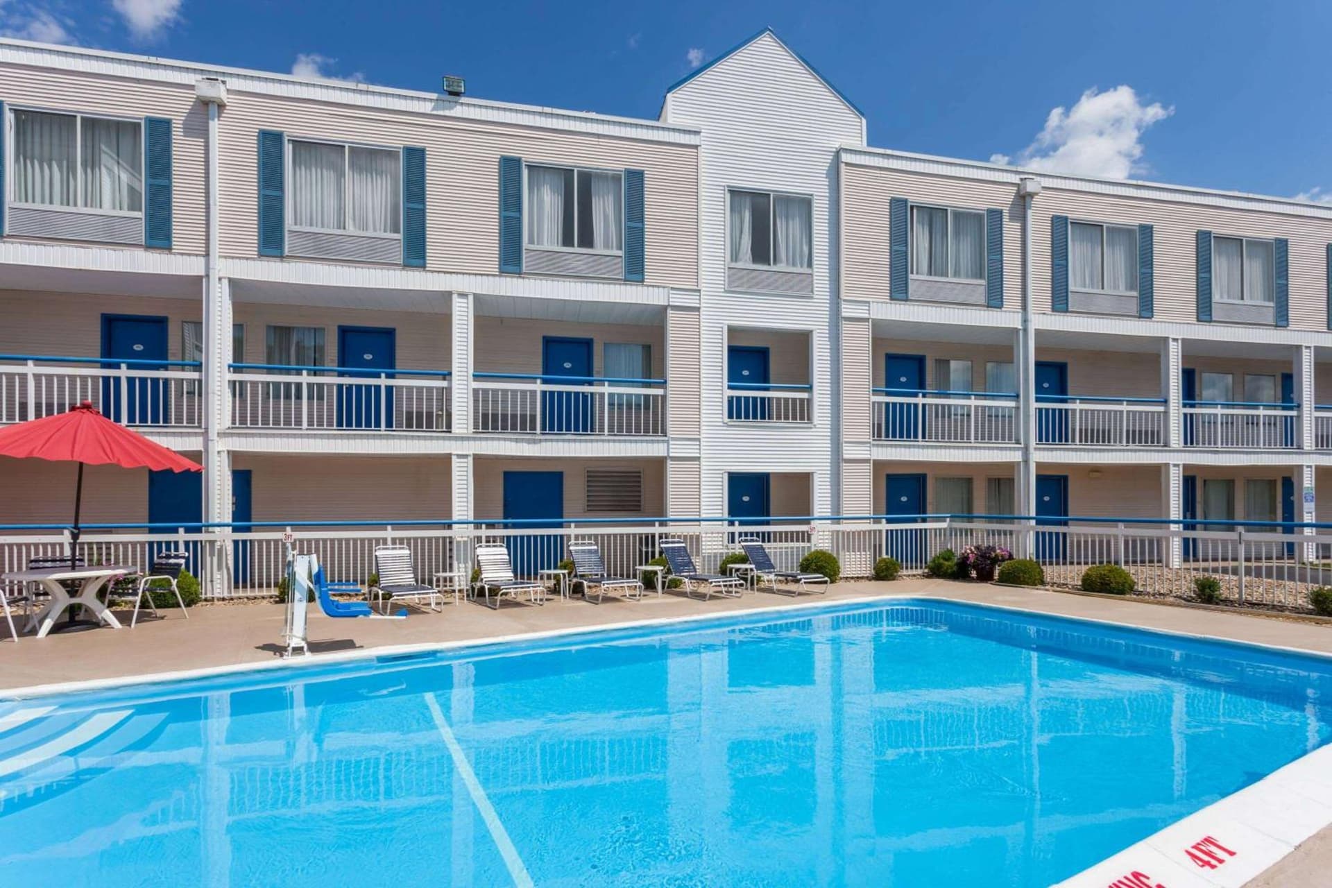 Baymont by Wyndham Peoria gallery photo in Peoria, IL — image 33