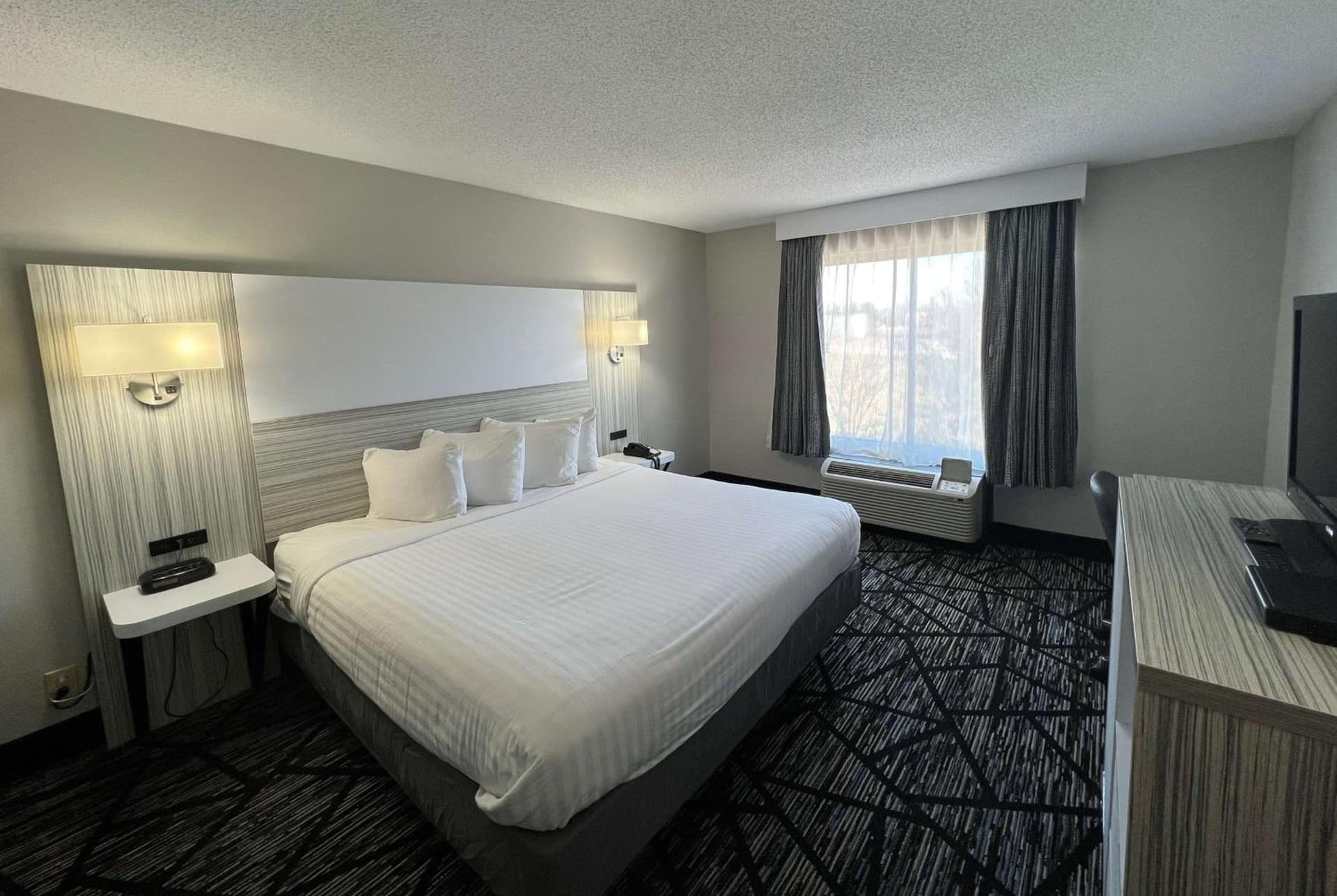 Baymont by Wyndham Peoria gallery photo in Peoria, IL — image 7