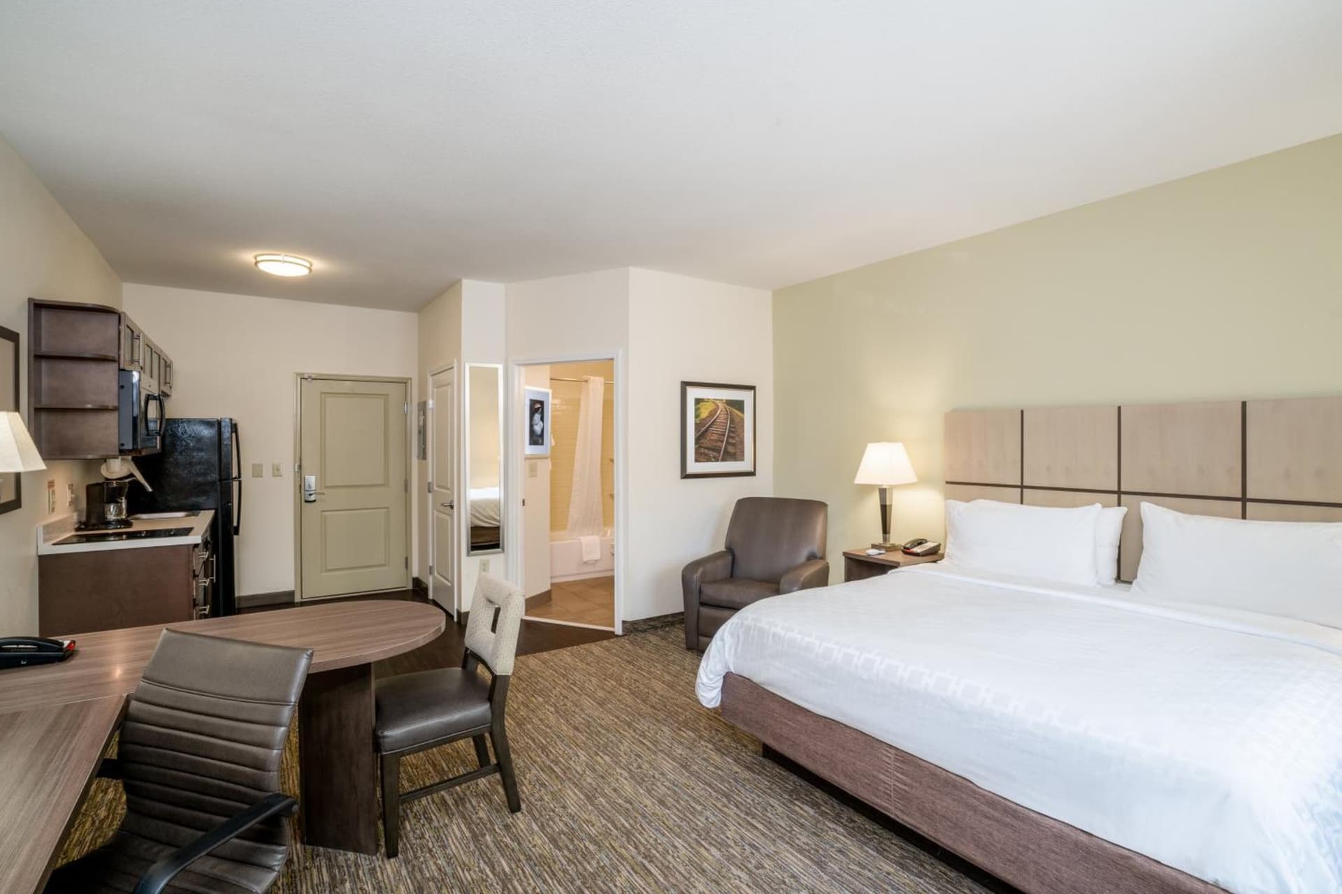 Candlewood Suites Auburn by IHG gallery photo in Auburn, AL — image 7