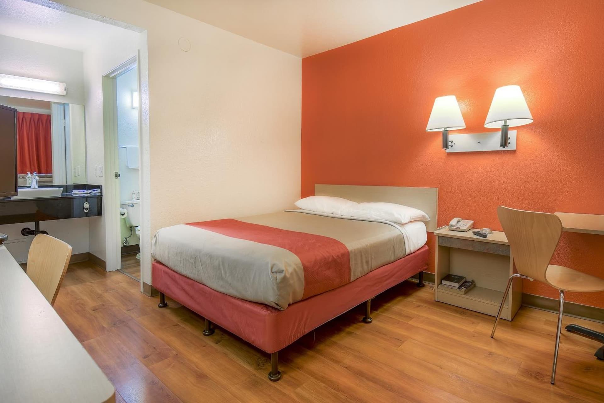 Motel 6 Chino, CA - Los Angeles Ontario property views in Chino, CA — gallery photo 3