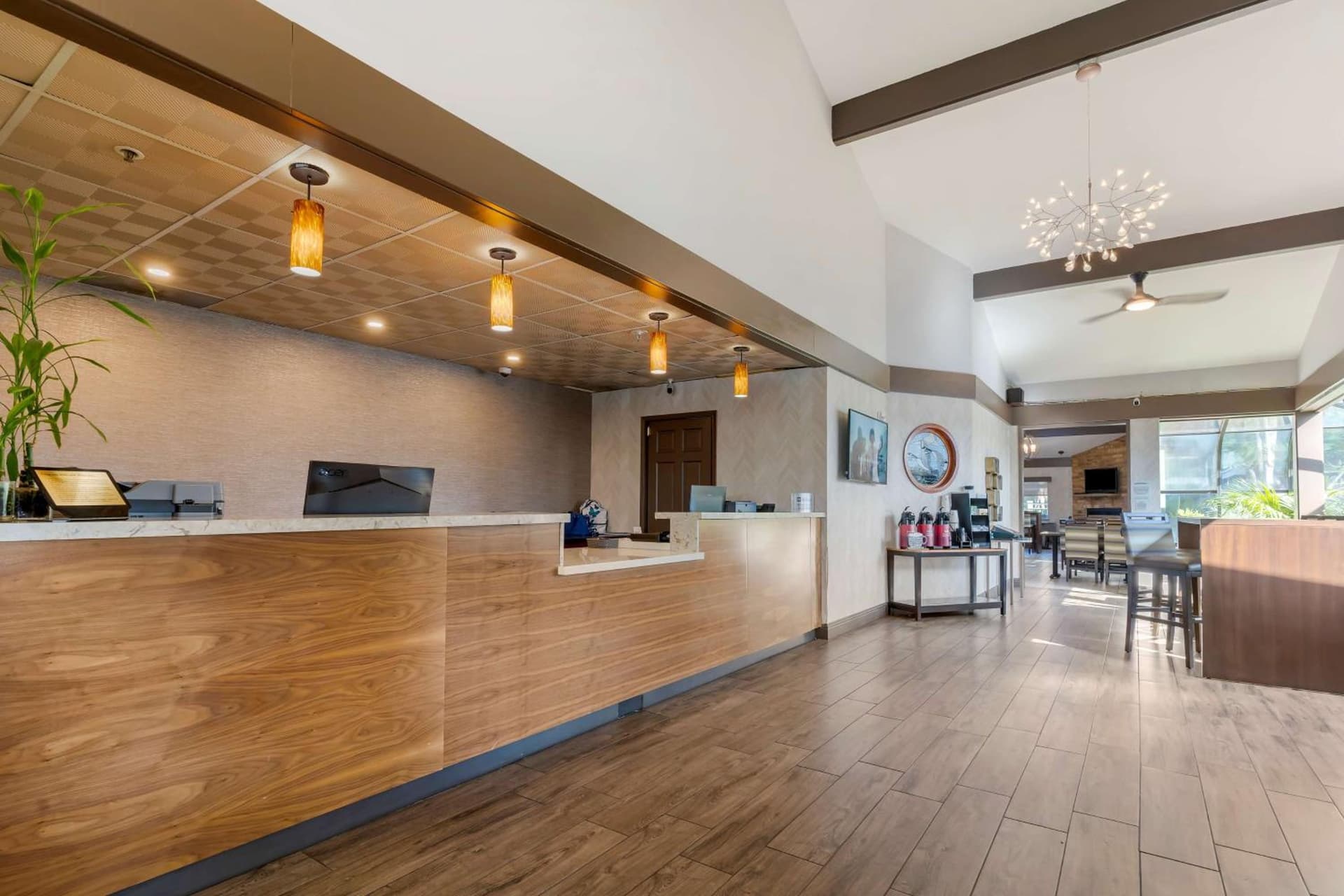 Best Western Plus Forest Park Inn gallery photo in Gilroy, CA — image 31