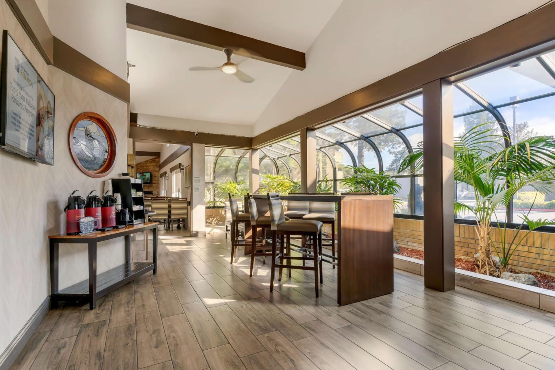 Best Western Plus Forest Park Inn gallery photo in Gilroy, CA — image 17