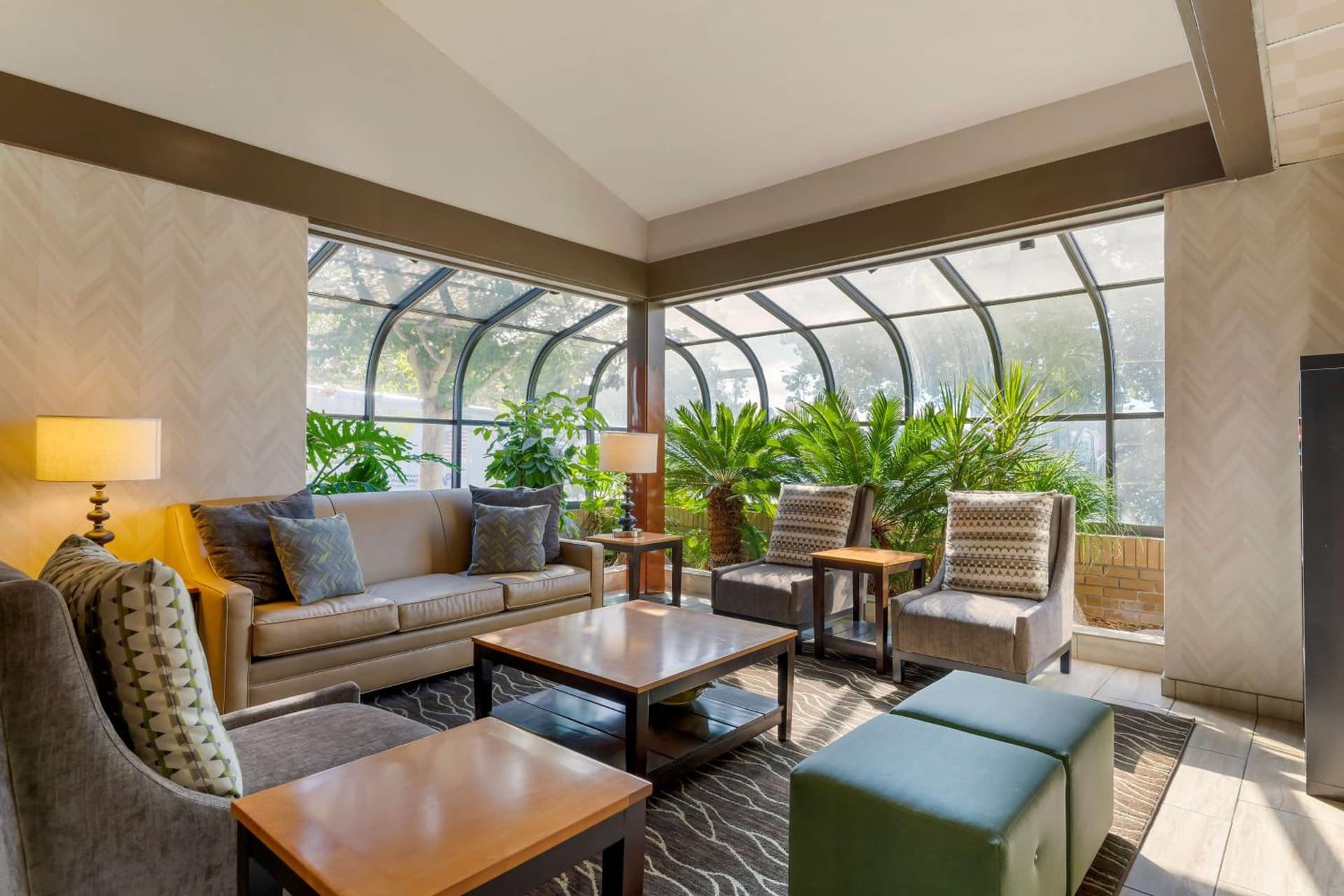 Best Western Plus Forest Park Inn gallery photo in Gilroy, CA — image 21