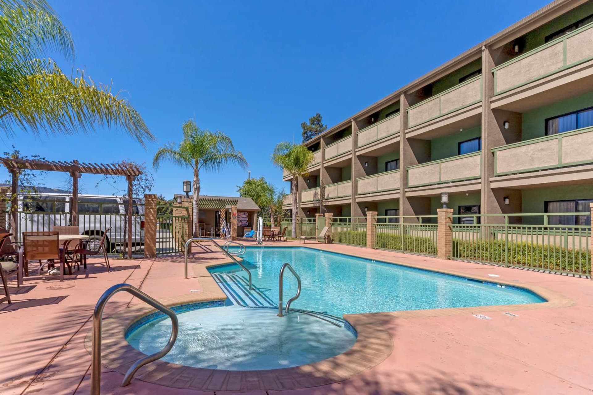 Best Western Plus Forest Park Inn gallery photo in Gilroy, CA — image 34