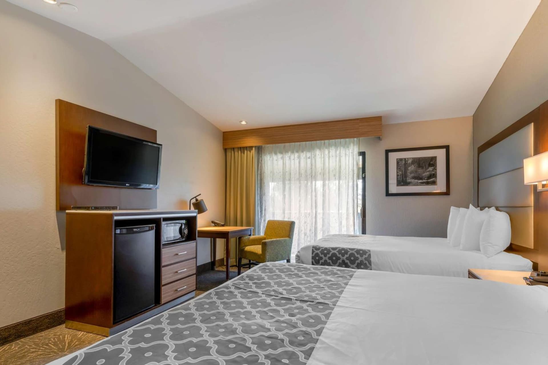 Best Western Plus Forest Park Inn gallery photo in Gilroy, CA — image 16