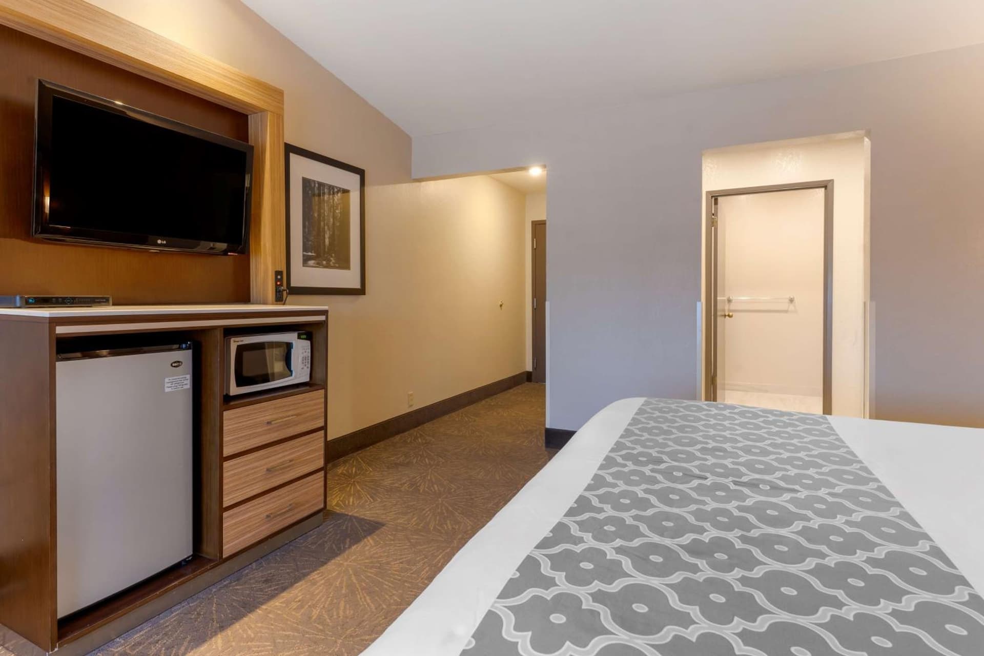 Best Western Plus Forest Park Inn gallery photo in Gilroy, CA — image 36