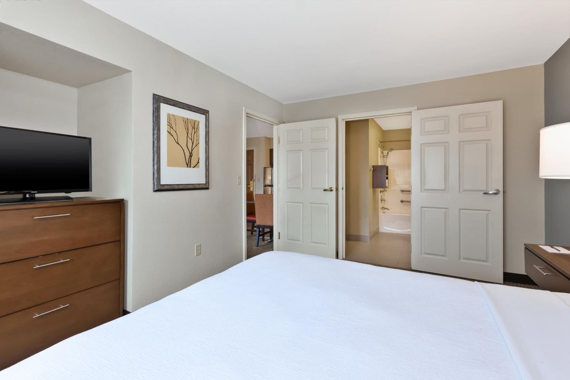 Staybridge Suites Kalamazoo by IHG gallery photo in Kalamazoo, MI — image 46
