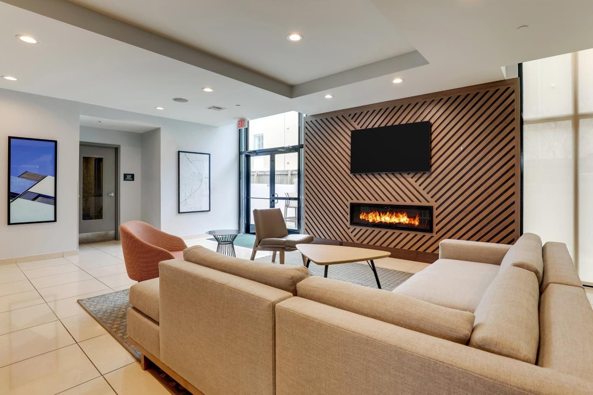 Holiday Inn Mobile Airport by IHG gallery photo in Mobile, AL — image 75