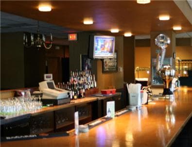 Maron Hotel & Suites interior in Danbury, CT — gallery photo 2