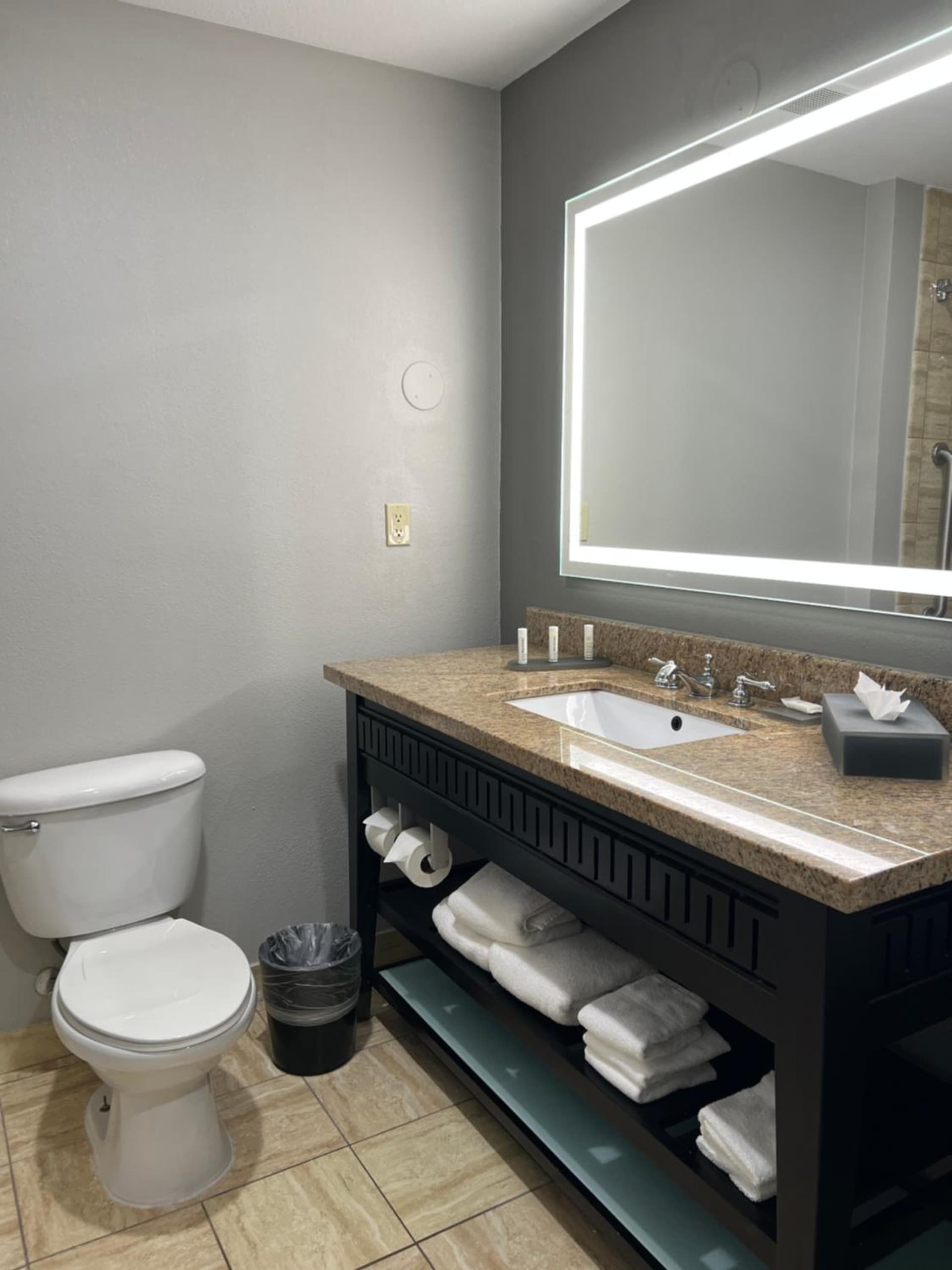 La Quinta by Wyndham Allen at The Village gallery photo in Allen, TX — image 29