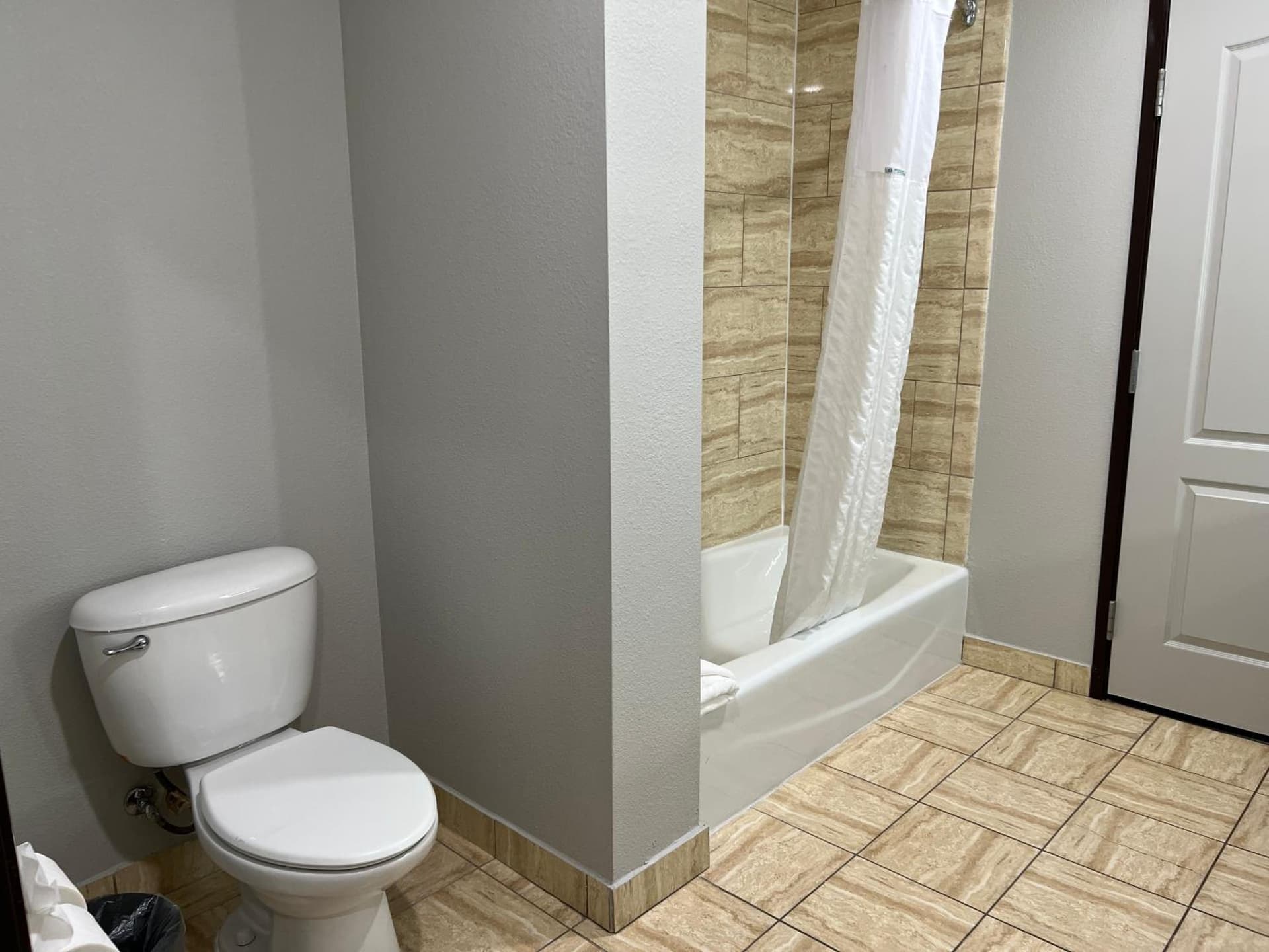 La Quinta by Wyndham Allen at The Village gallery photo in Allen, TX — image 6