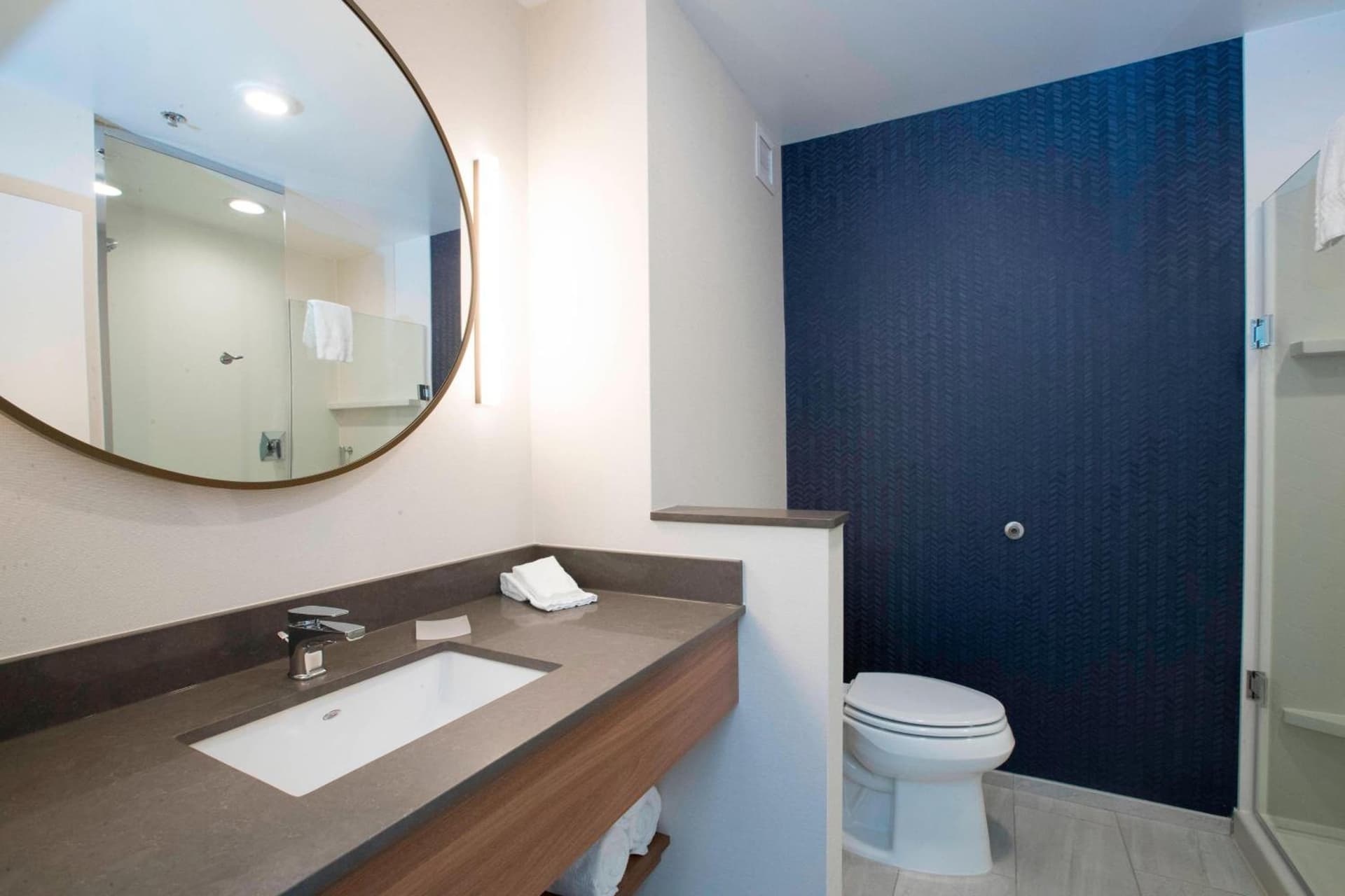 Fairfield Inn & Suites by Marriott Philadelphia Valley Forge/Great Valley gallery photo in Berwyn, PA — image 47