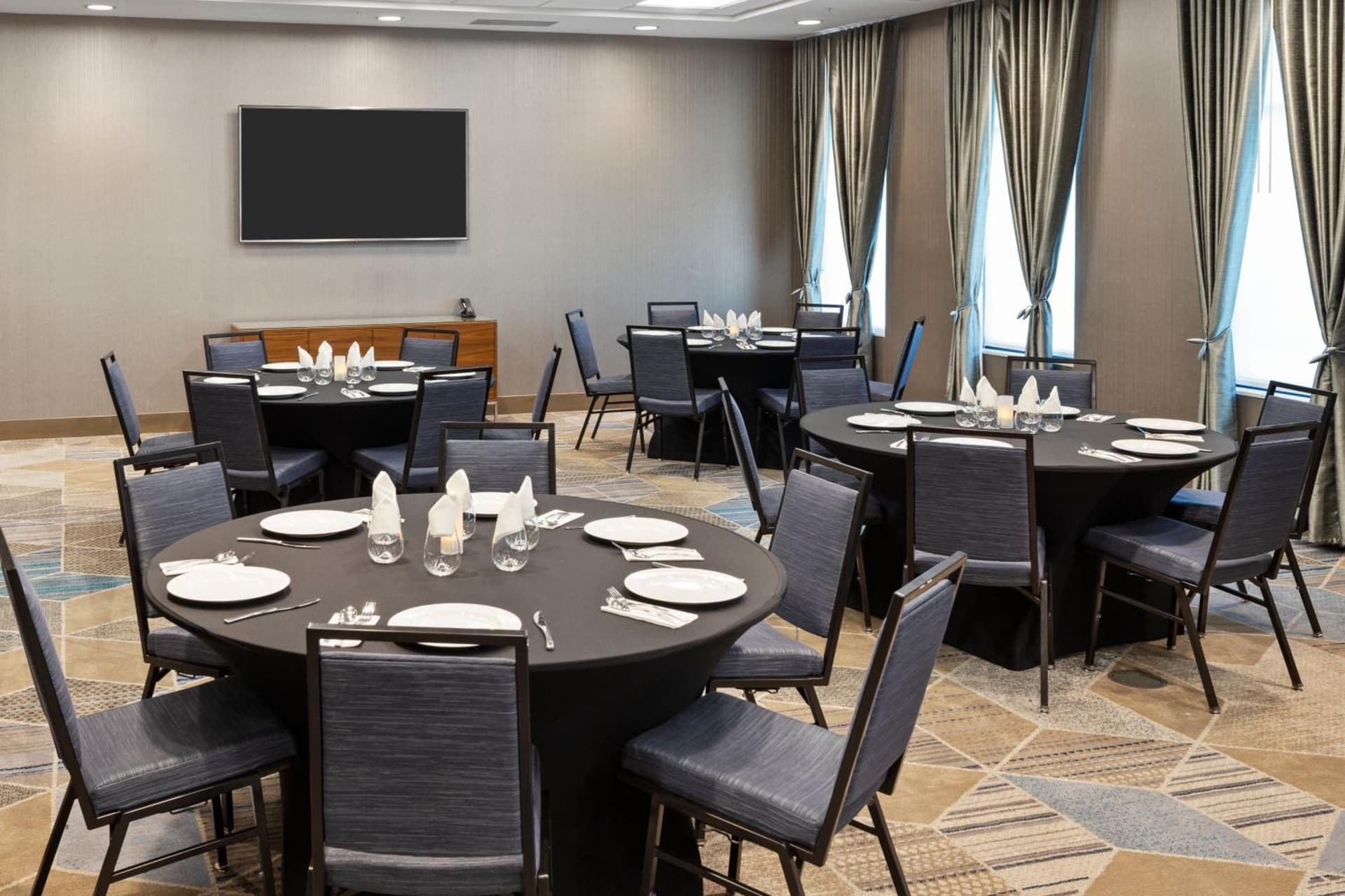 Fairfield Inn & Suites by Marriott San Jose North/Silicon Valley gallery photo in San Jose, CA — image 4