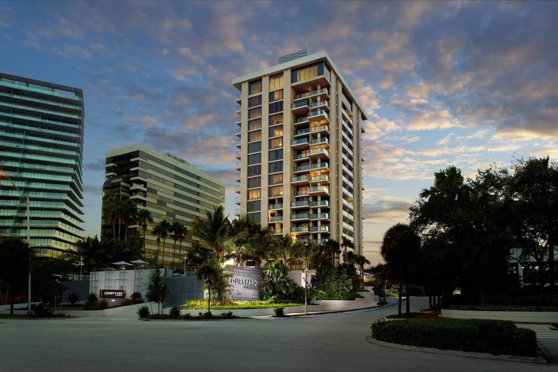 Courtyard Miami Coconut Grove featured exterior or lobby in Miami, FL — similar hotel