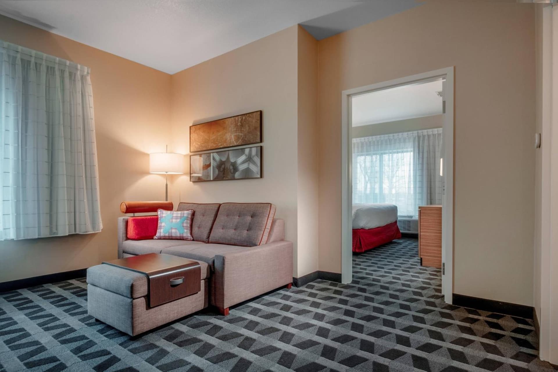 TownePlace Suites by Marriott Toledo Oregon interior in Oregon, OH — gallery photo 2