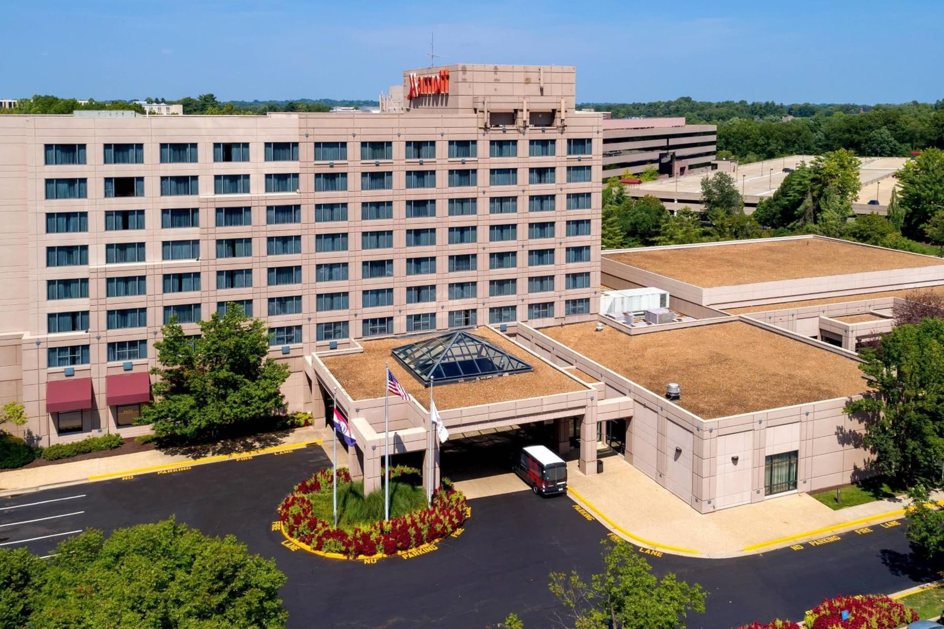 Marriott St. Louis West featured exterior or lobby in Chesterfield, MO — similar hotel
