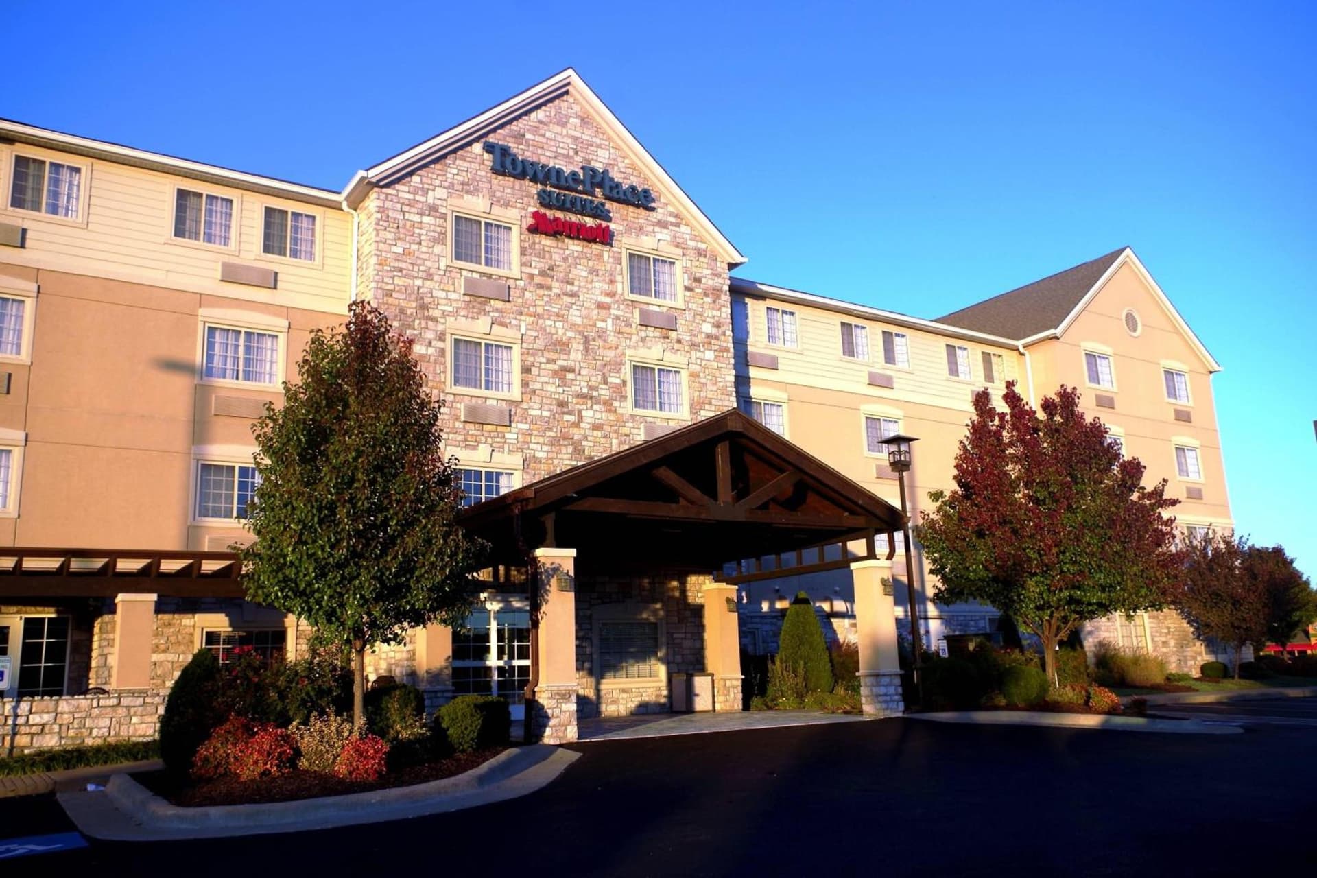 TownePlace Suites Joplin interior in Joplin, MO — gallery photo 2