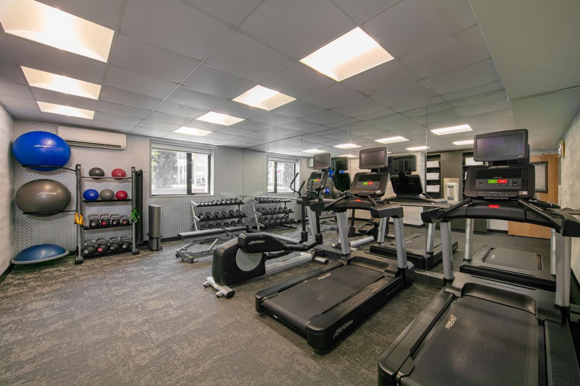 Fairfield Inn by Marriott JFK Airport gallery photo in Queens, NY — image 16