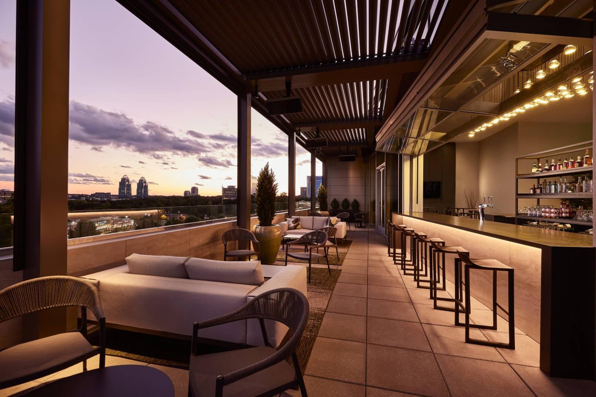 AC Hotel by Marriott Atlanta Perimeter gallery photo in Atlanta, GA — image 43