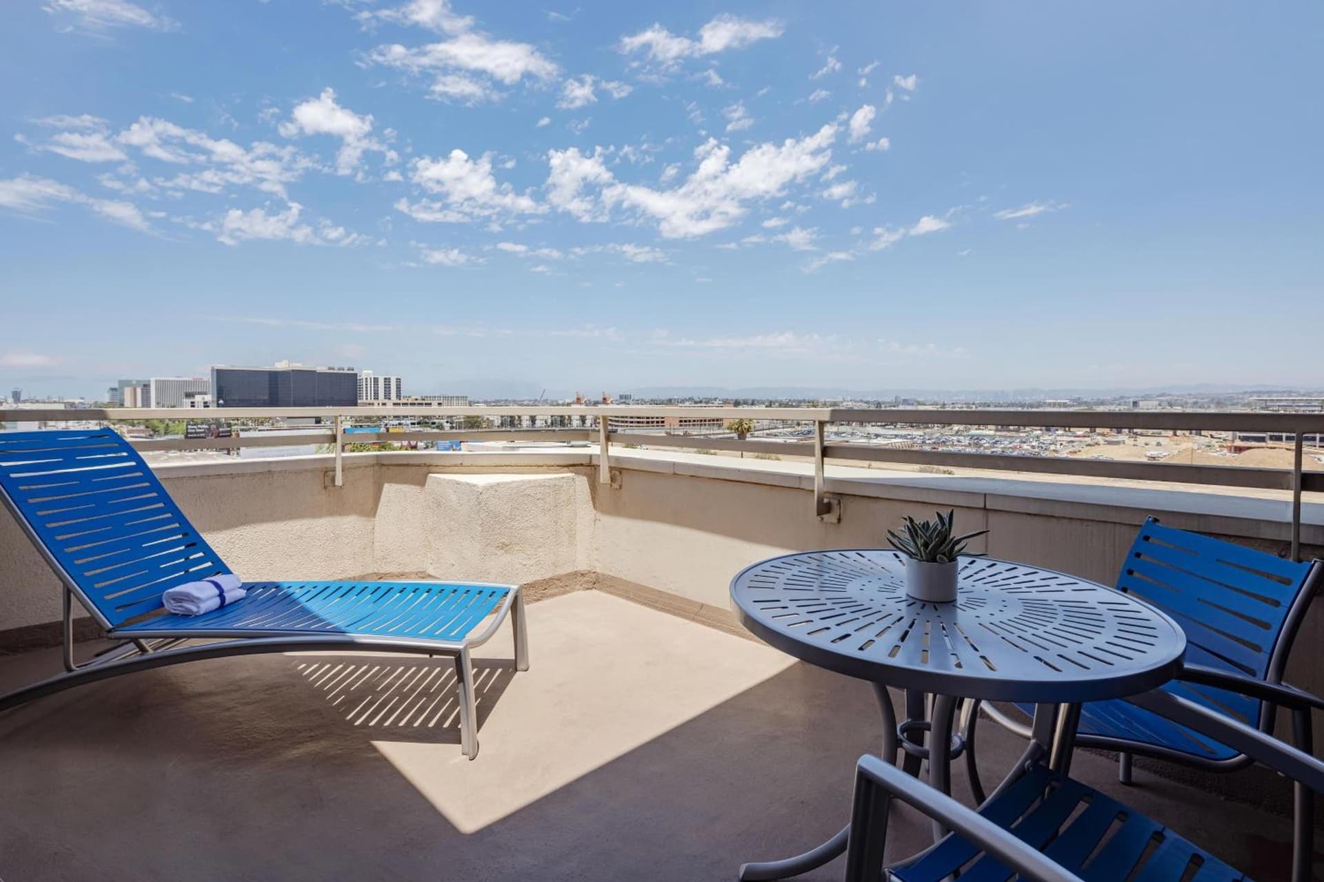 The Westin Los Angeles Airport gallery photo in Los Angeles, CA — image 19