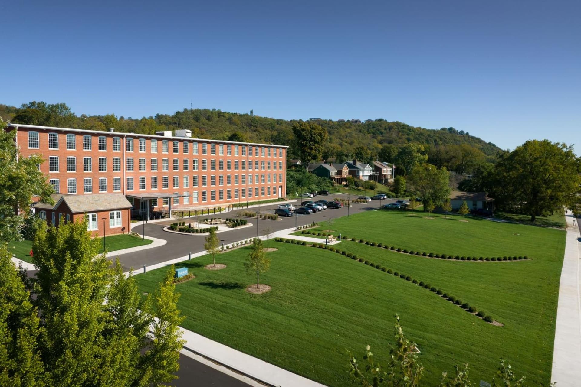 Fairfield Inn & Suites Madison Historic Eagle Cotton Mill property views in Madison, IN — gallery photo 3