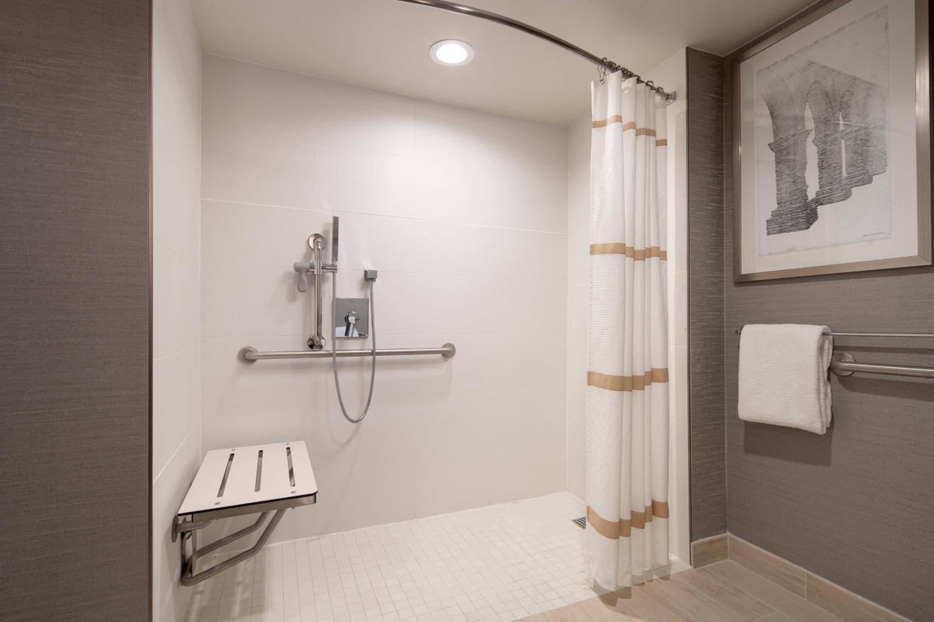 Marriott Riverside at the Convention Center interior in Riverside, CA — gallery photo 2