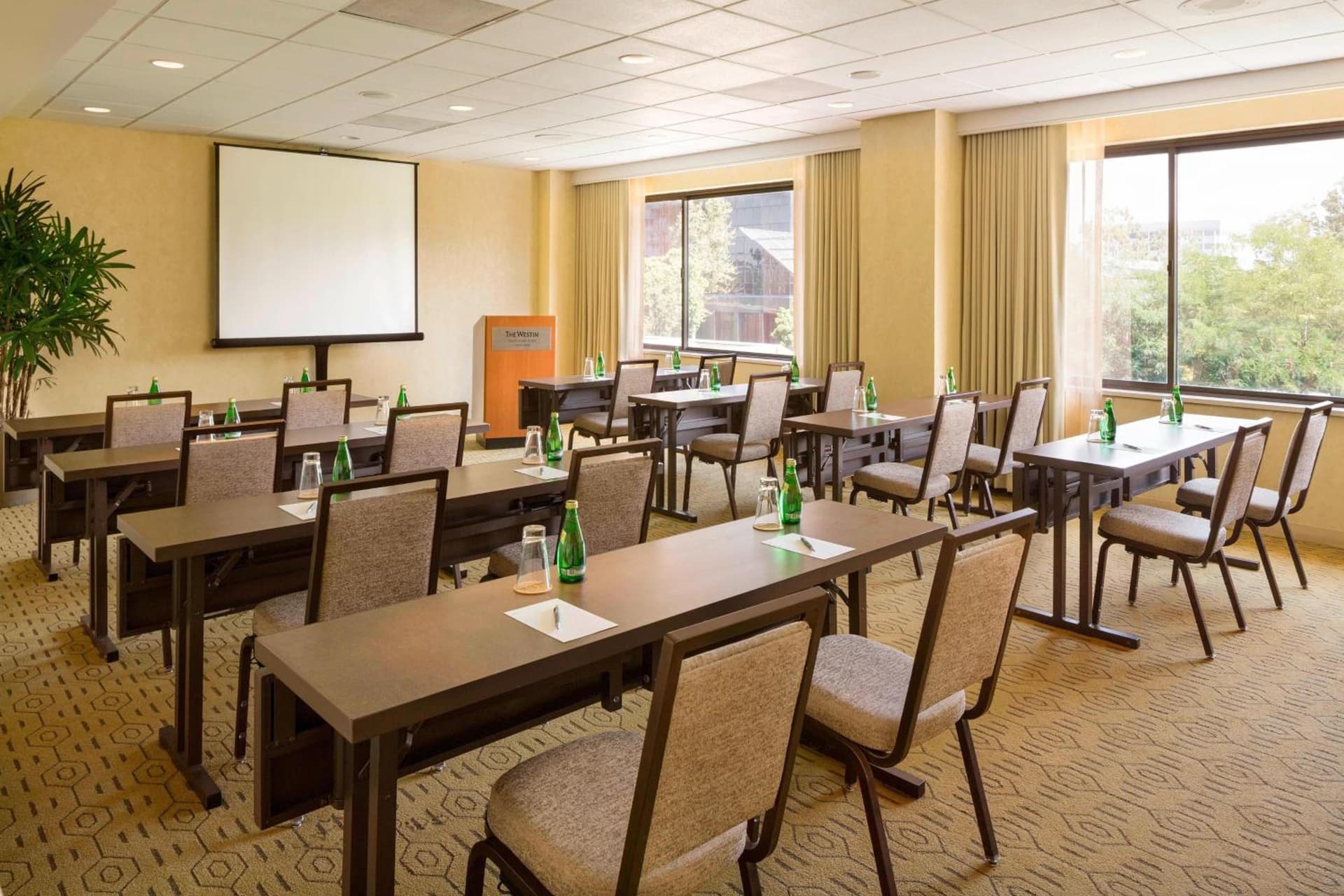 The Westin South Coast Plaza, Costa Mesa gallery photo in Costa Mesa, CA — image 52