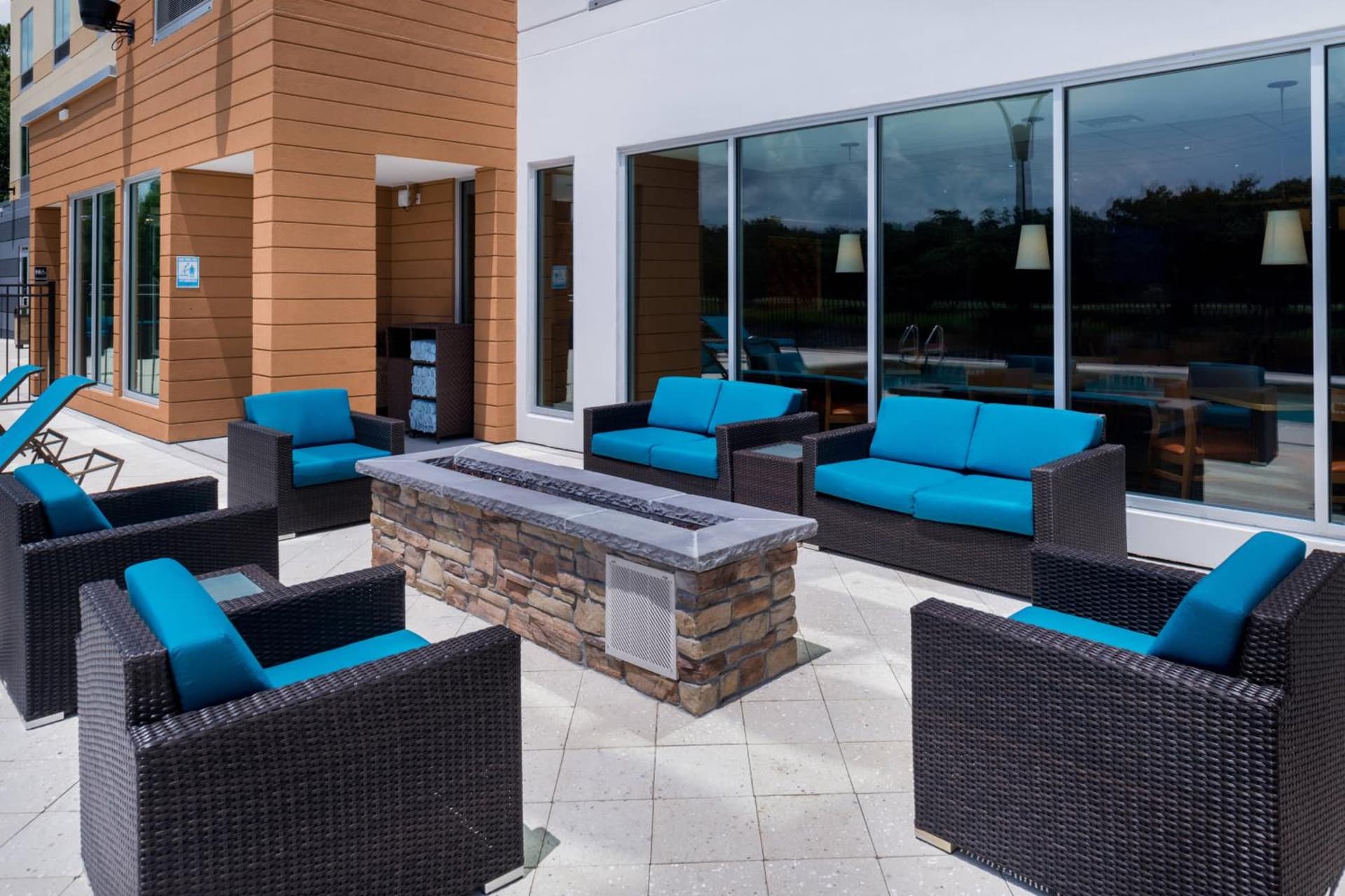 Fairfield Inn & Suites by Marriott Orlando East/UCF Area gallery photo in Orlando, FL — image 19