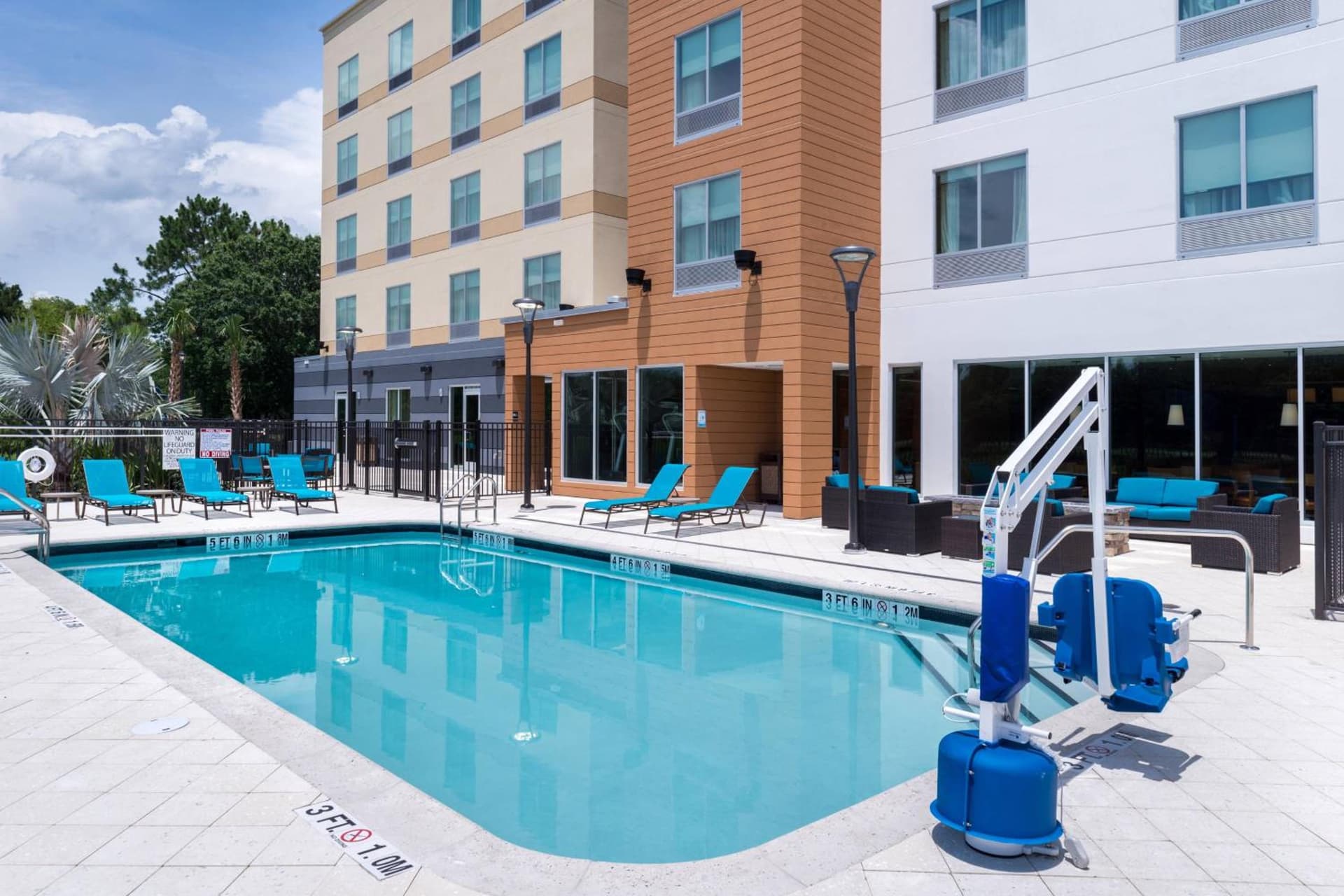 Fairfield Inn & Suites by Marriott Orlando East/UCF Area gallery photo in Orlando, FL — image 47