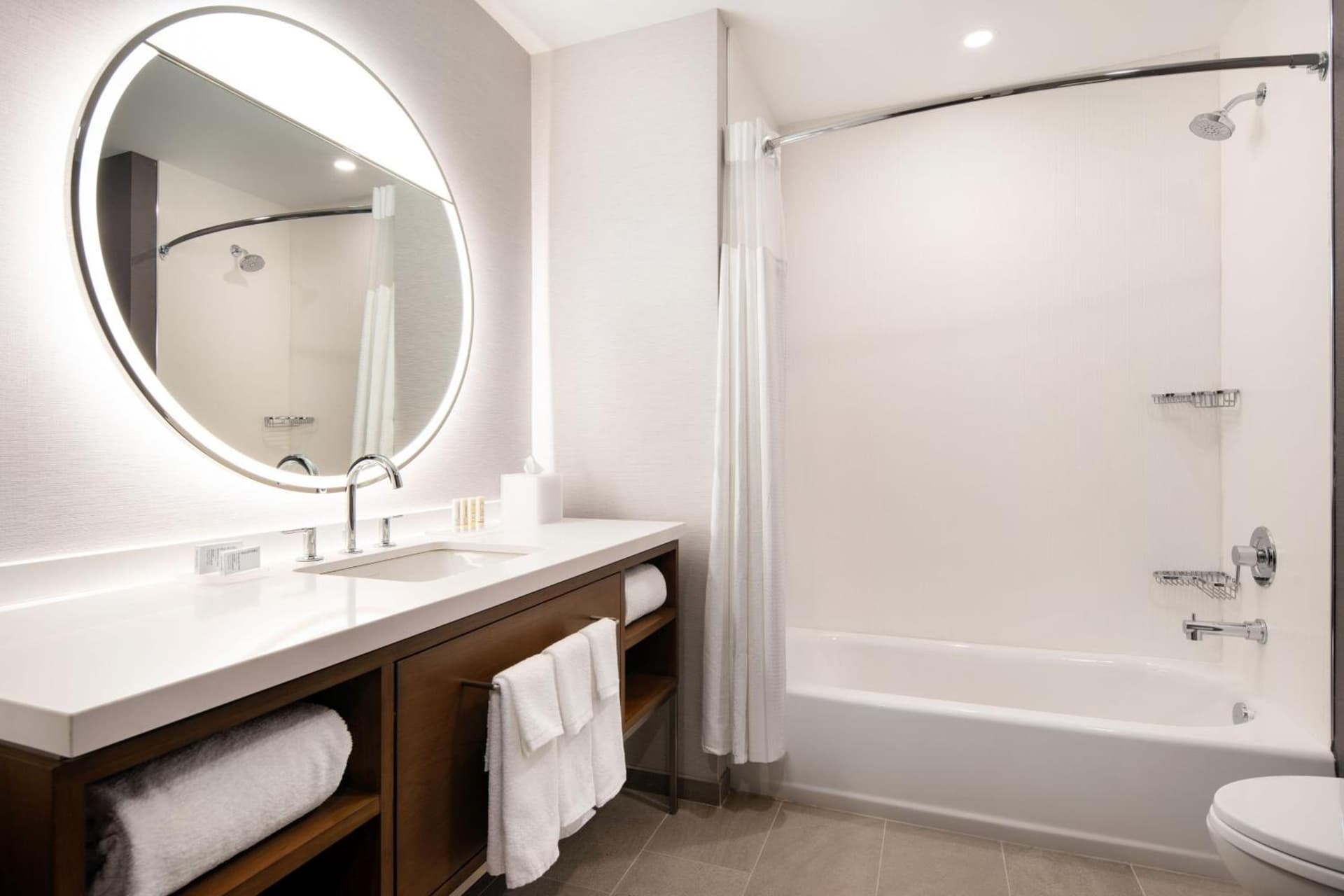 Courtyard by Marriott Fresno Clovis gallery photo in Clovis, CA — image 24