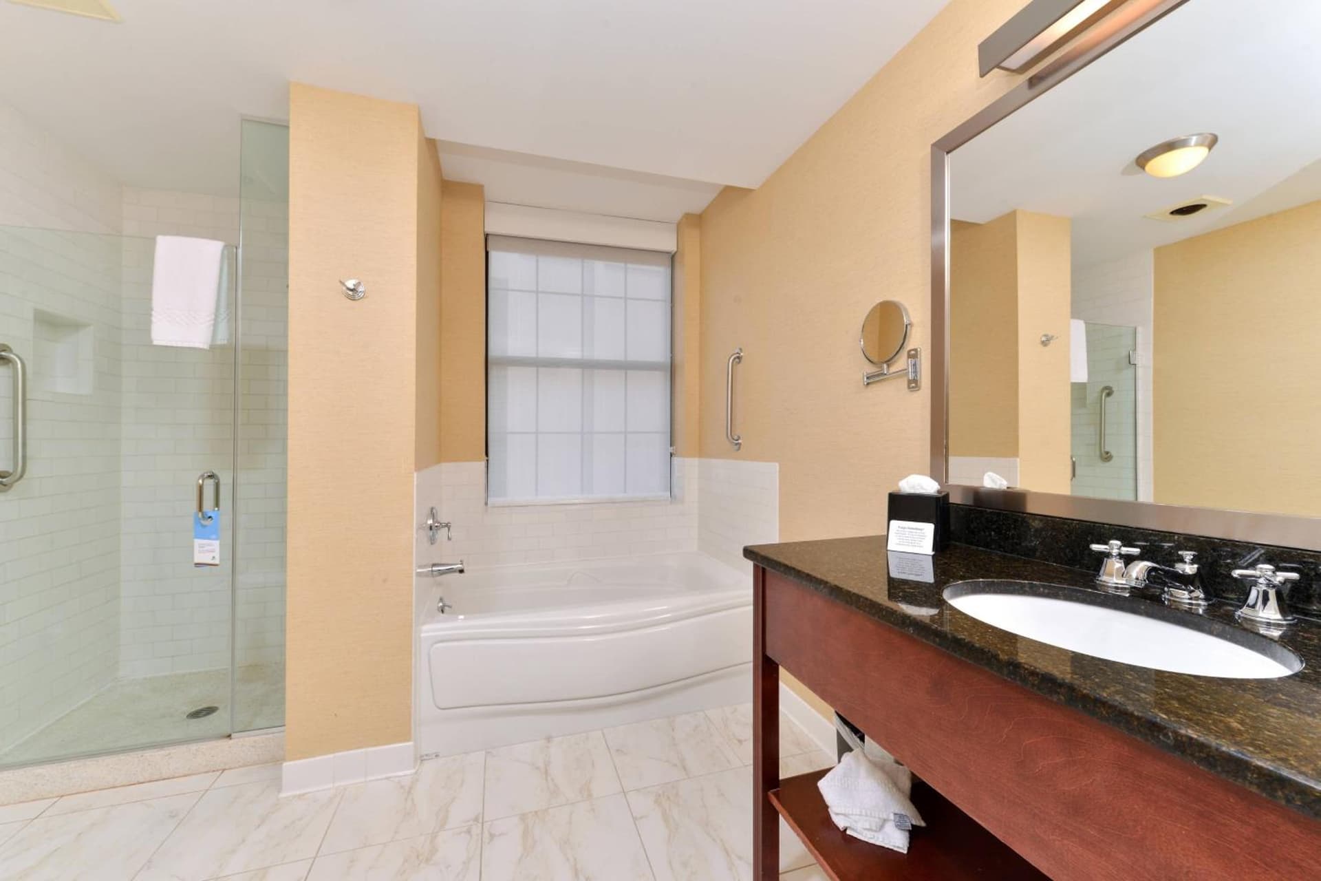 Fairfield Inn & Suites by Marriott Albany Downtown gallery photo in Albany, NY — image 19
